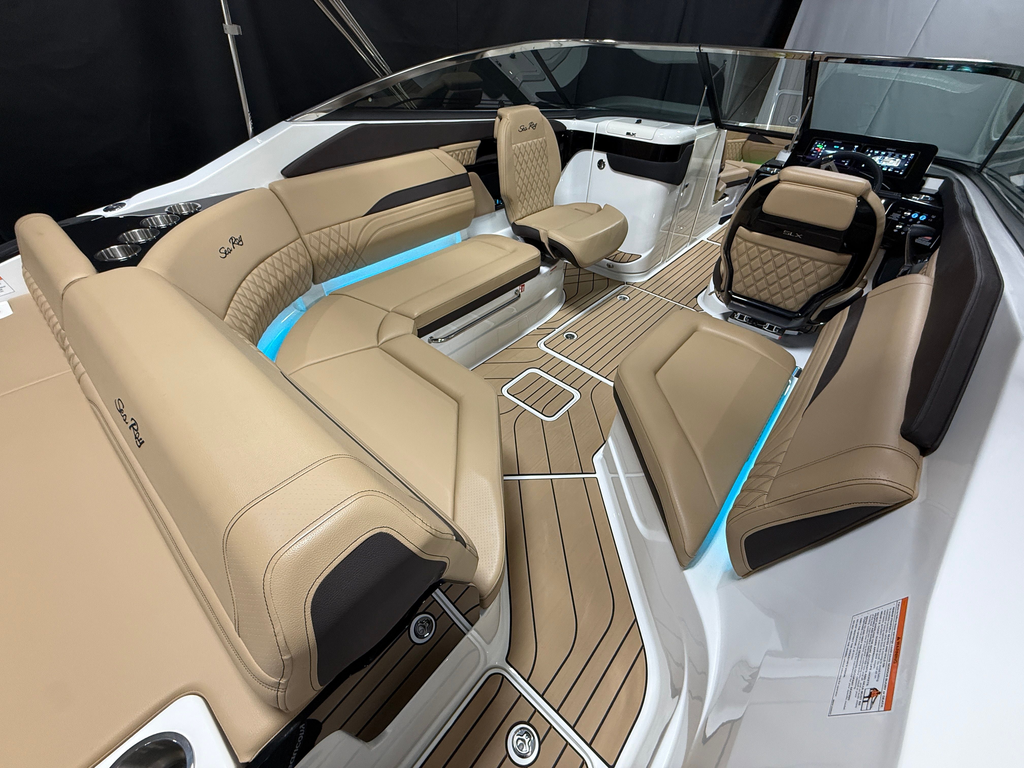 2026 Sea Ray SLX 260 Image Thumbnail #39