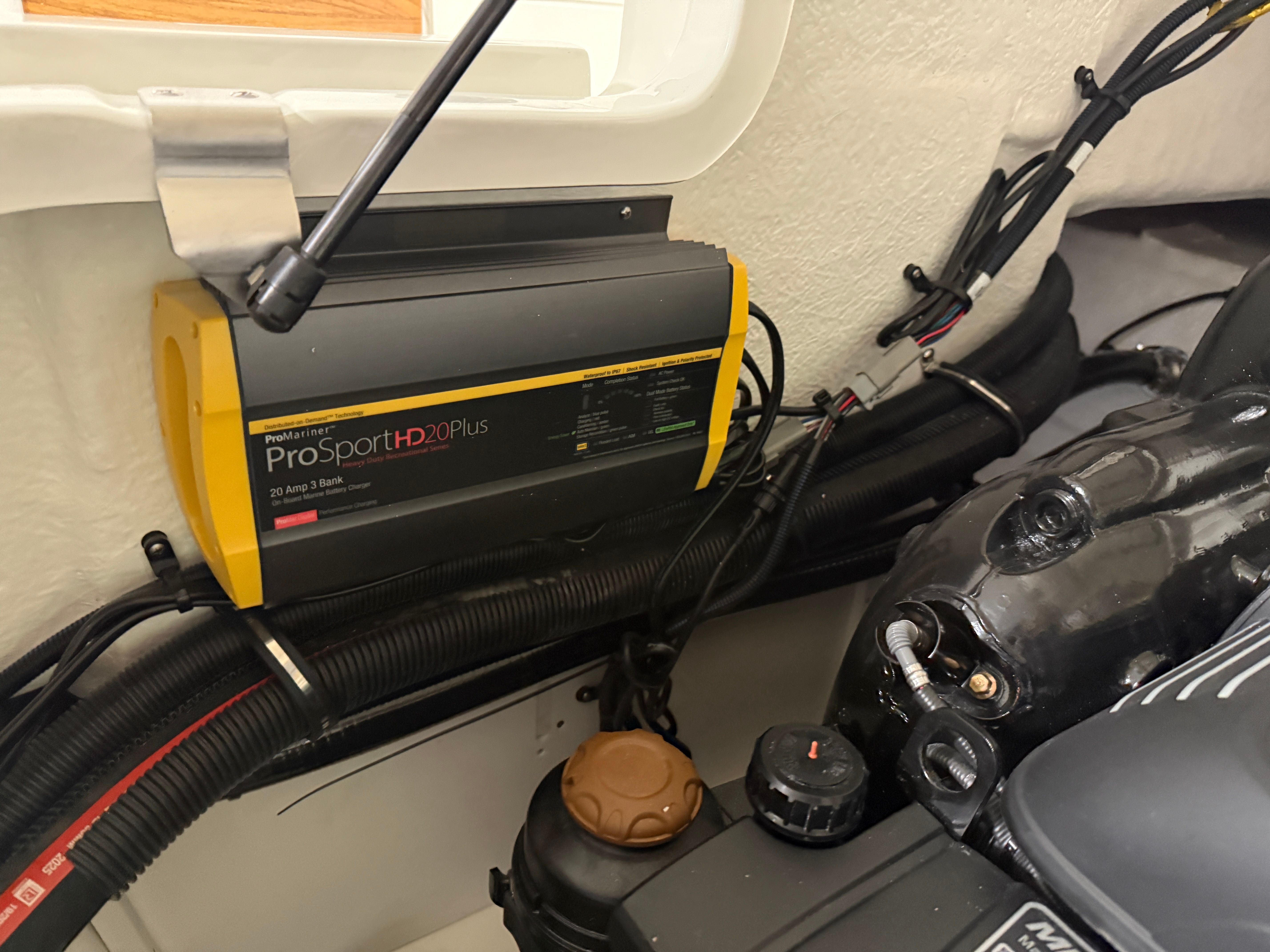 2026 Sea Ray SLX 260 Image Thumbnail #48