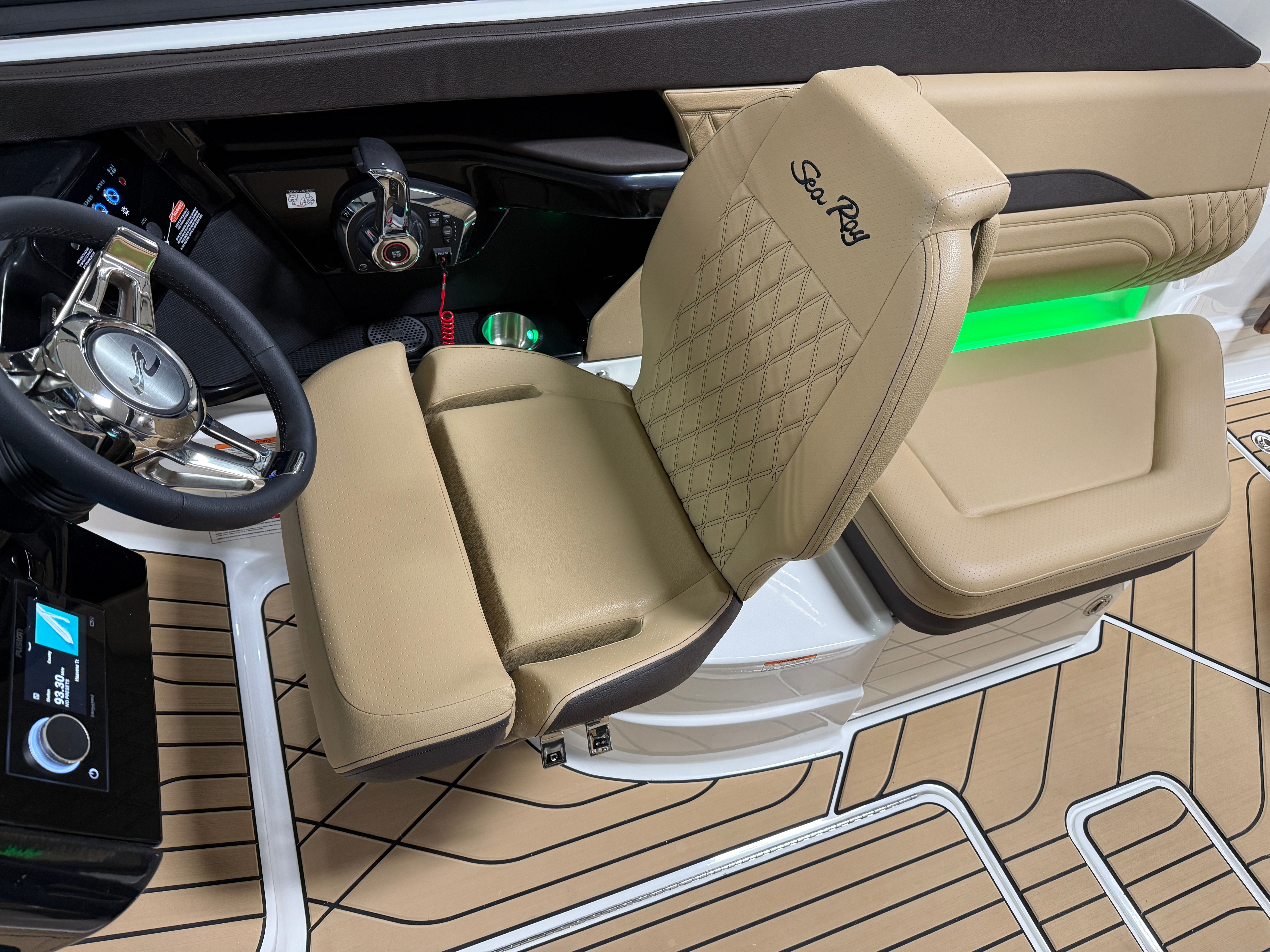 2026 Sea Ray SLX 260 Image Thumbnail #69