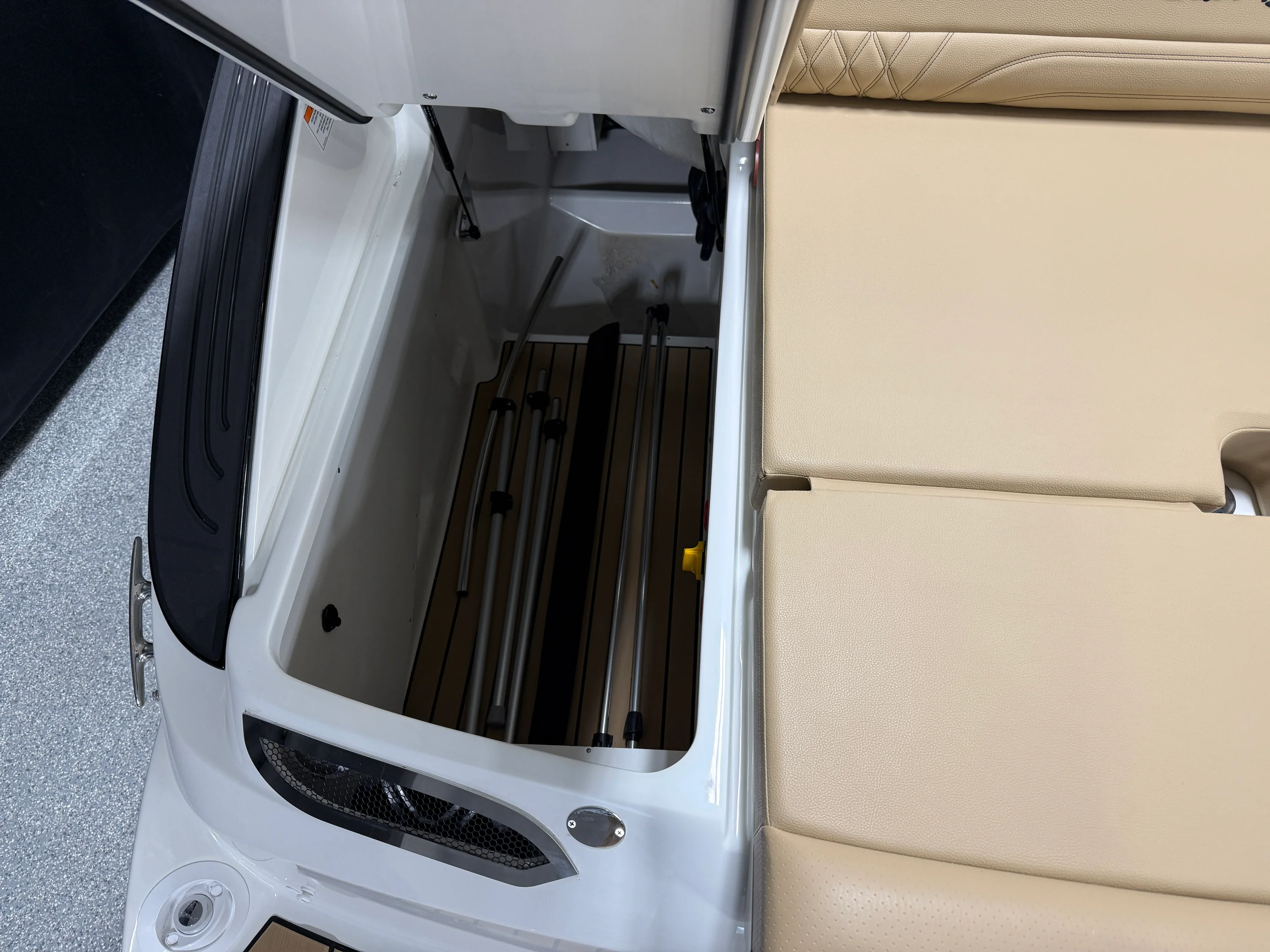 2026 Sea Ray SLX 260 Image Thumbnail #28