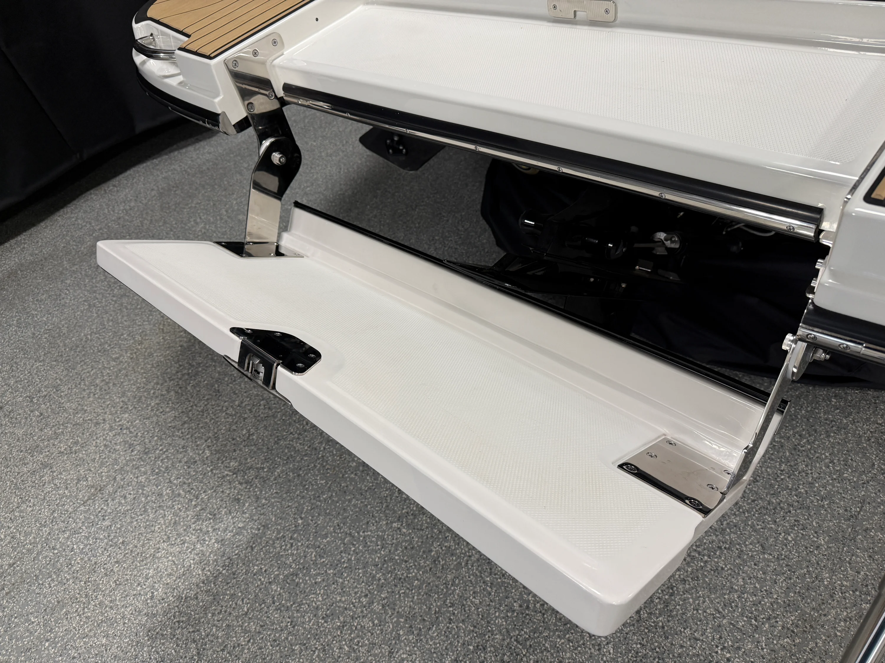 2026 Sea Ray SLX 260 Image Thumbnail #19