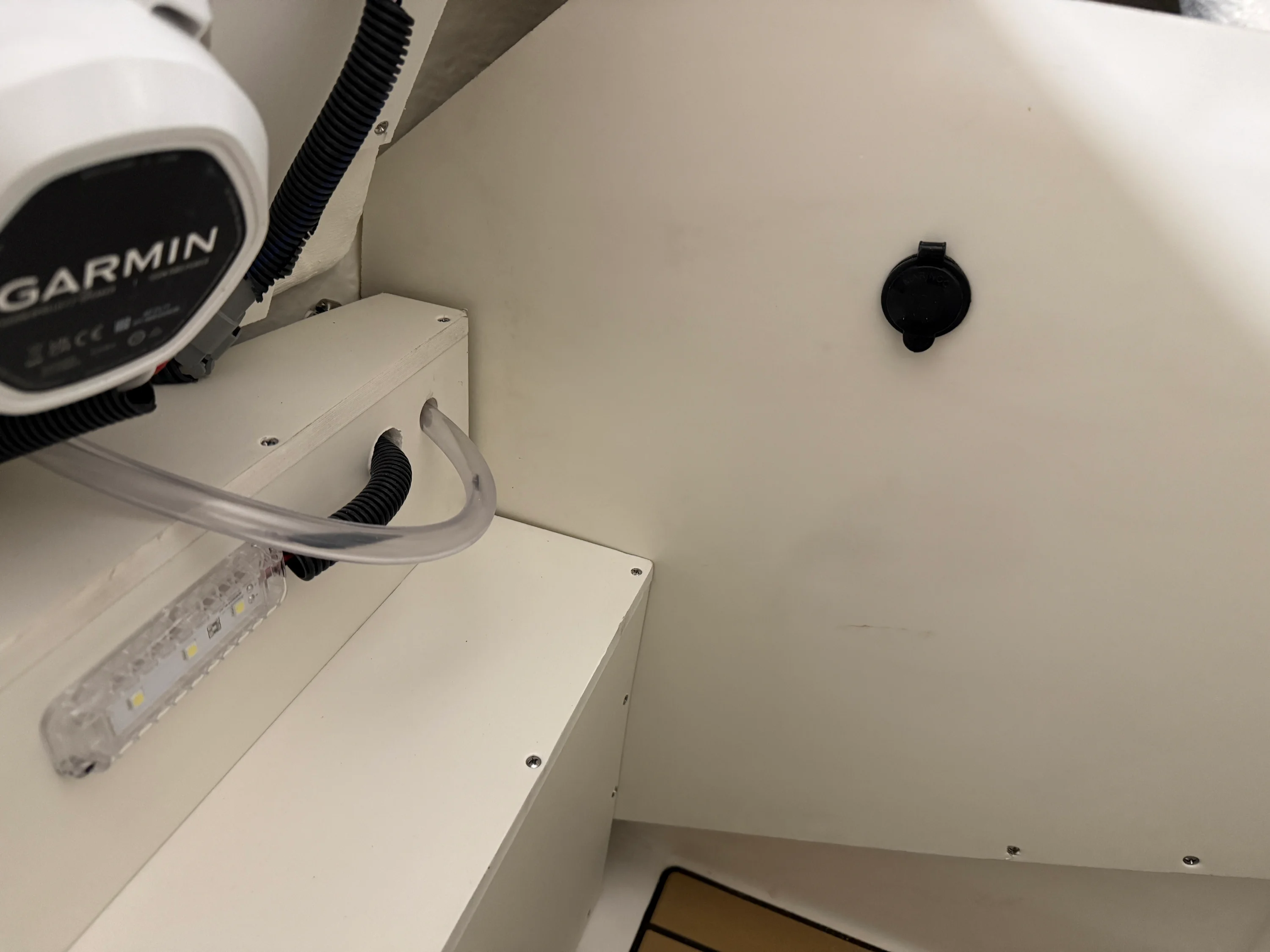 2026 Sea Ray SLX 260 Image Thumbnail #30