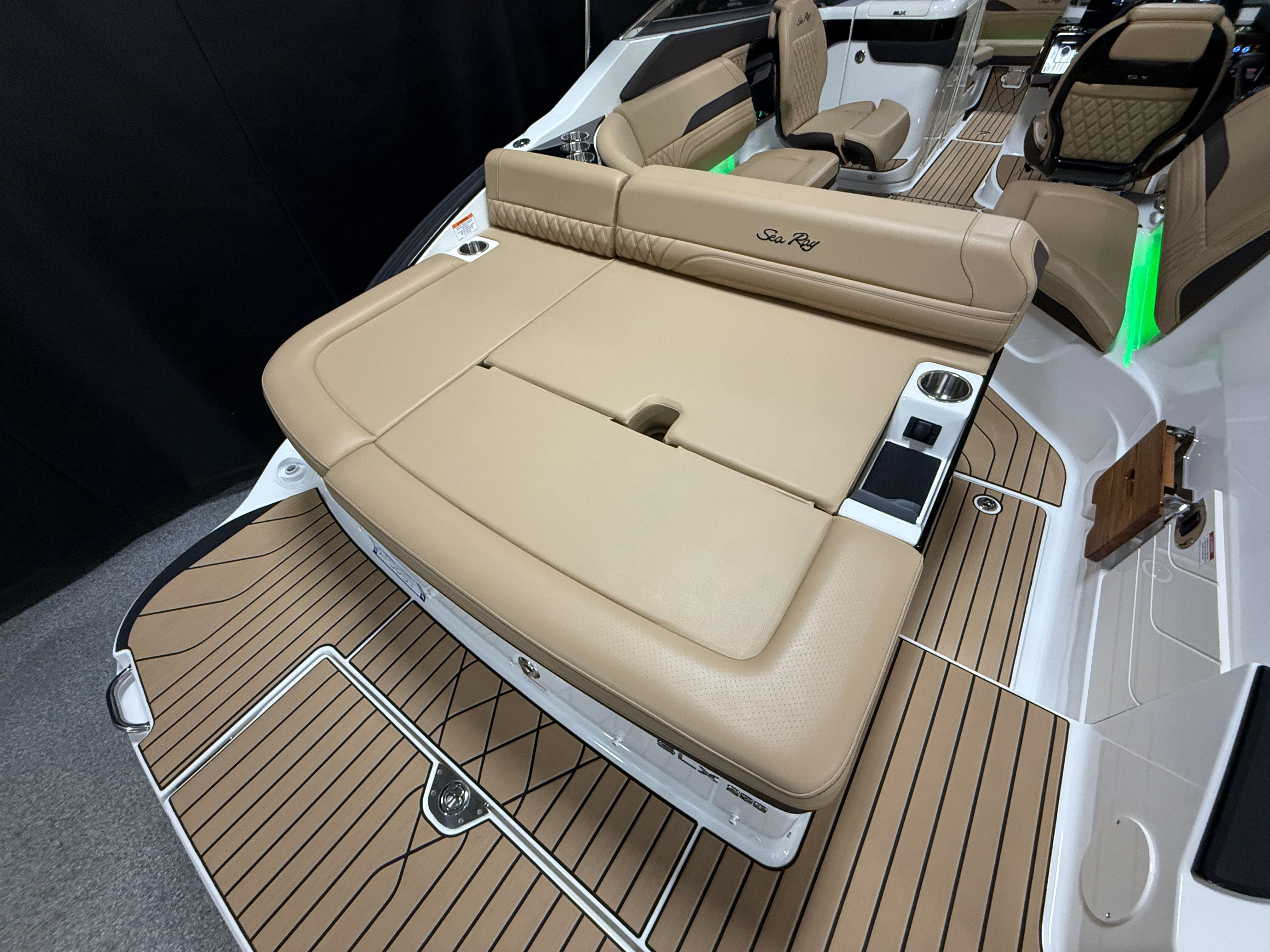 2026 Sea Ray SLX 260 Image Thumbnail #24