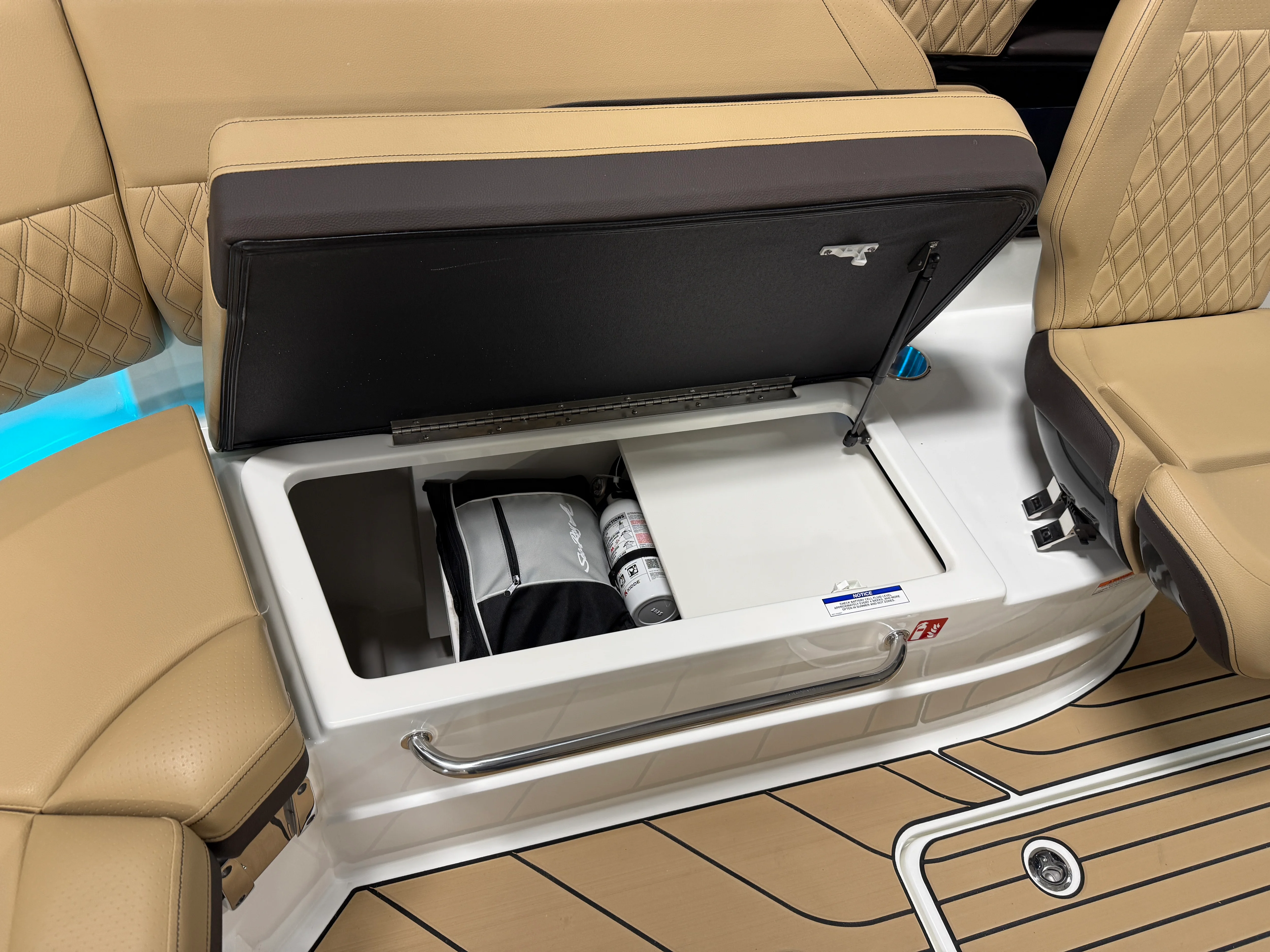 2026 Sea Ray SLX 260 Image Thumbnail #53