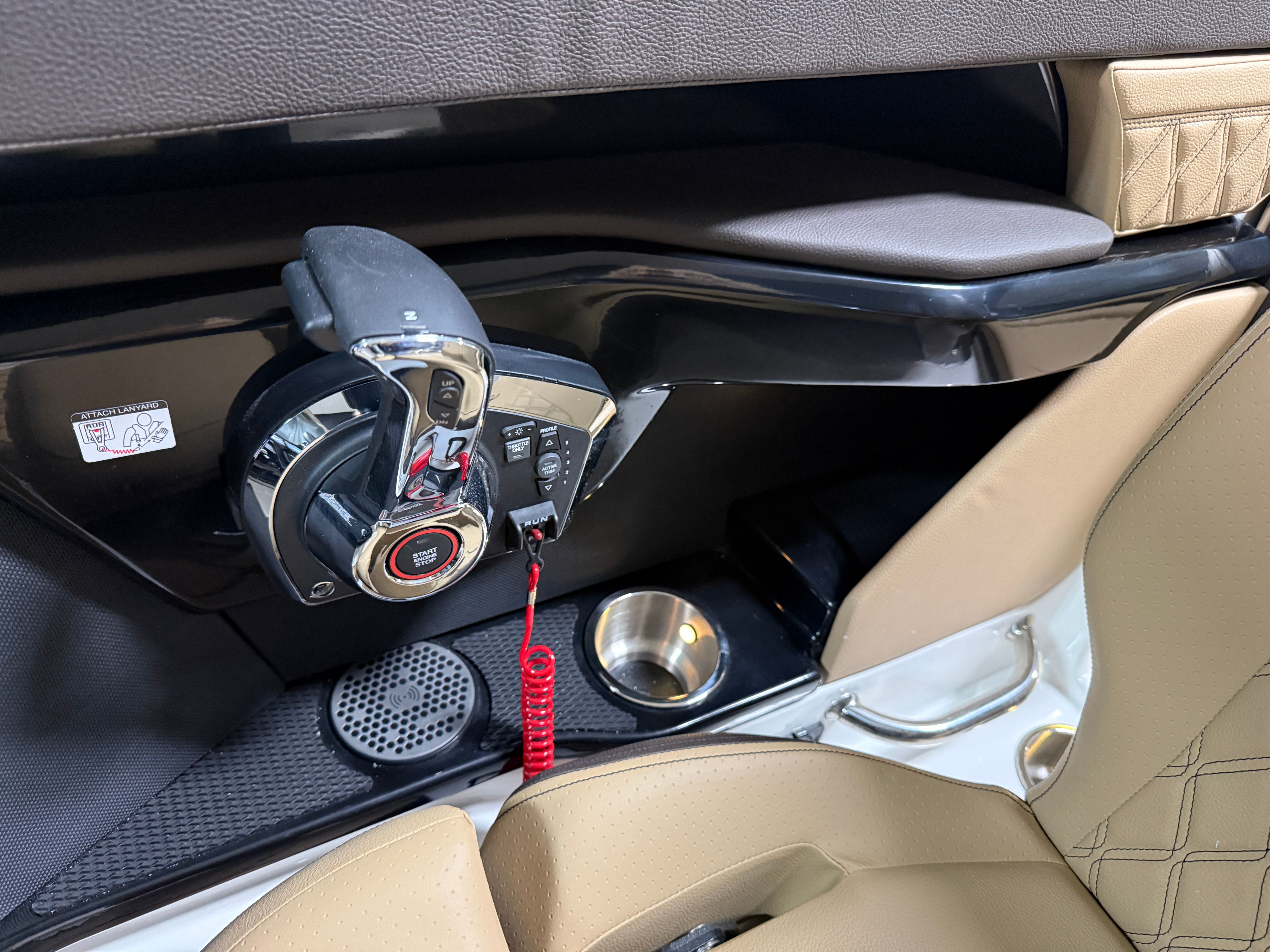 2026 Sea Ray SLX 260 Image Thumbnail #75