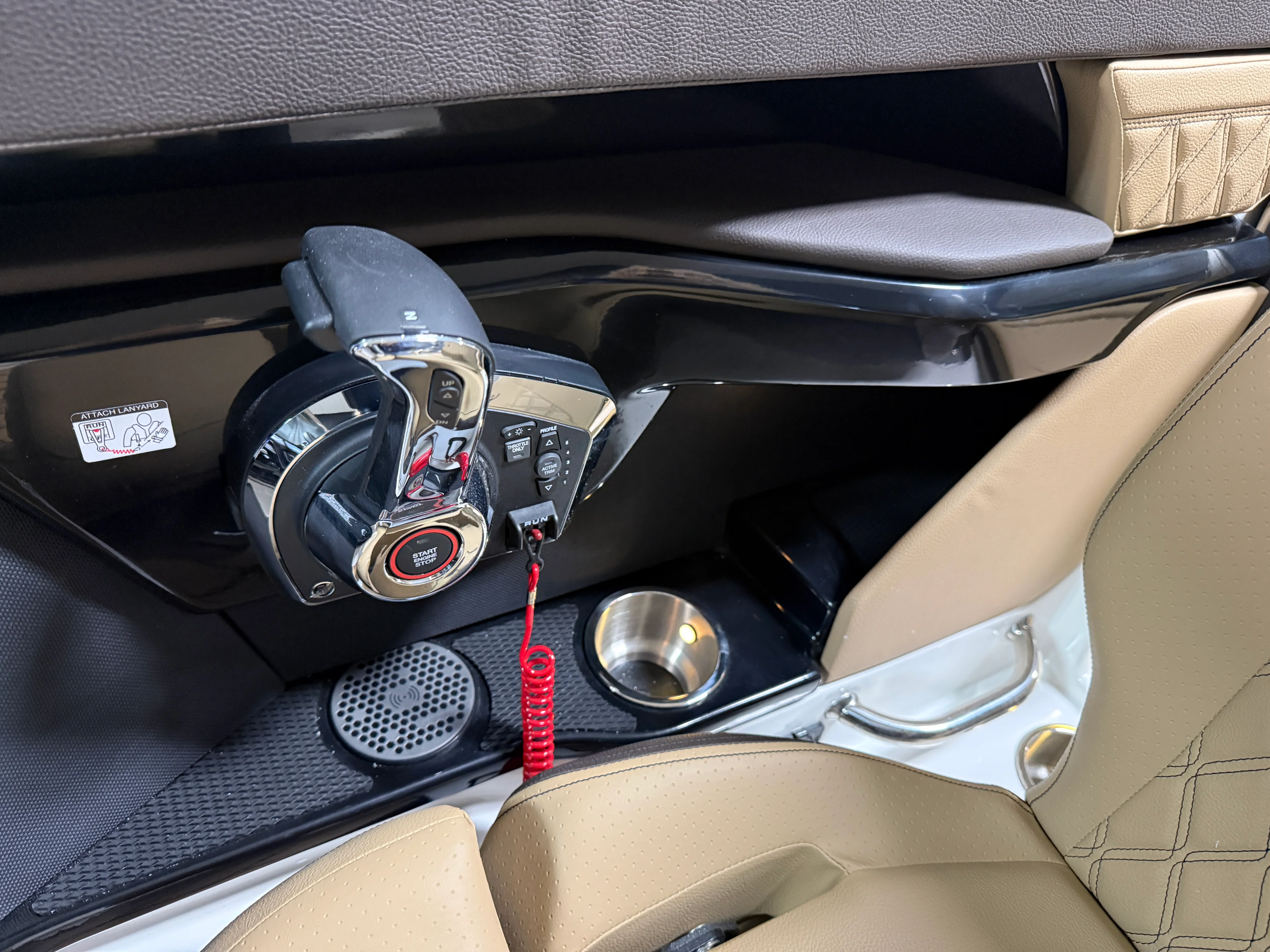 2026 Sea Ray SLX 260 Image Thumbnail #75