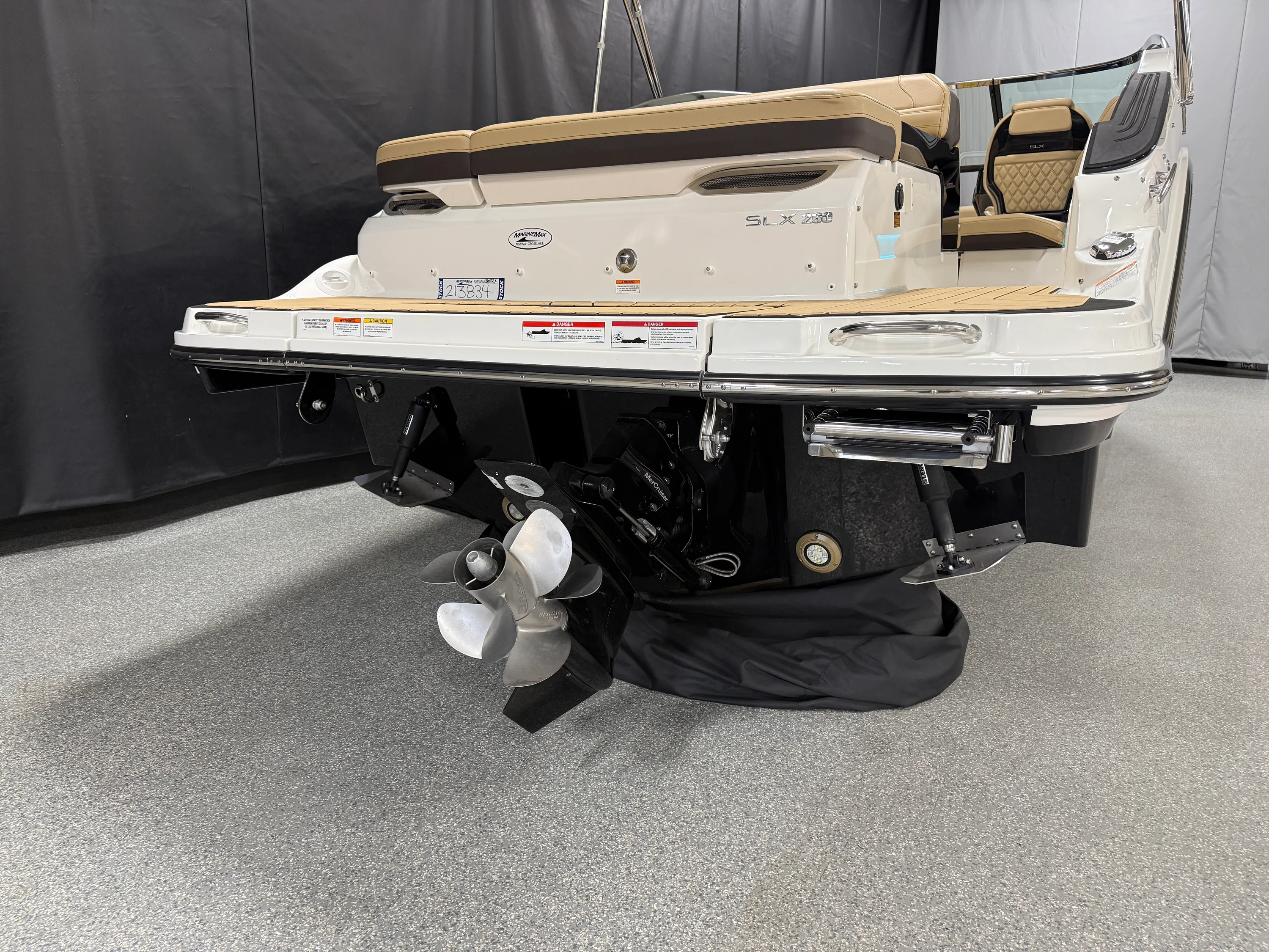 2026 Sea Ray SLX 260 Image Thumbnail #15