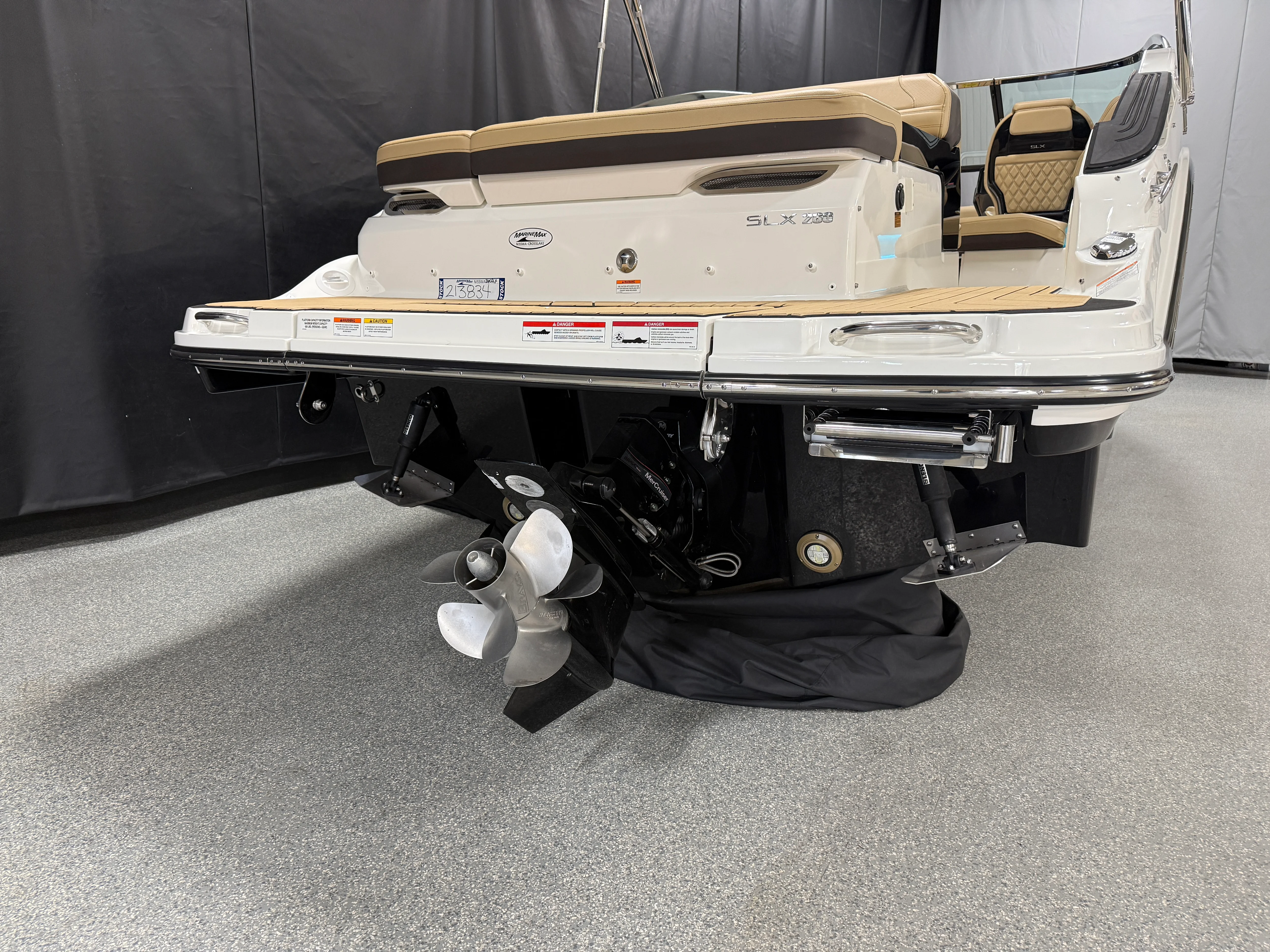 2026 Sea Ray SLX 260 Image Thumbnail #15