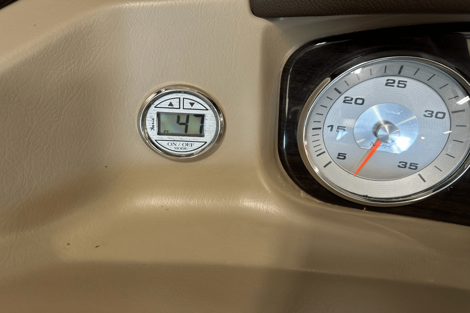 2013 Harris 230 GRAND MARINER Image Thumbnail #46