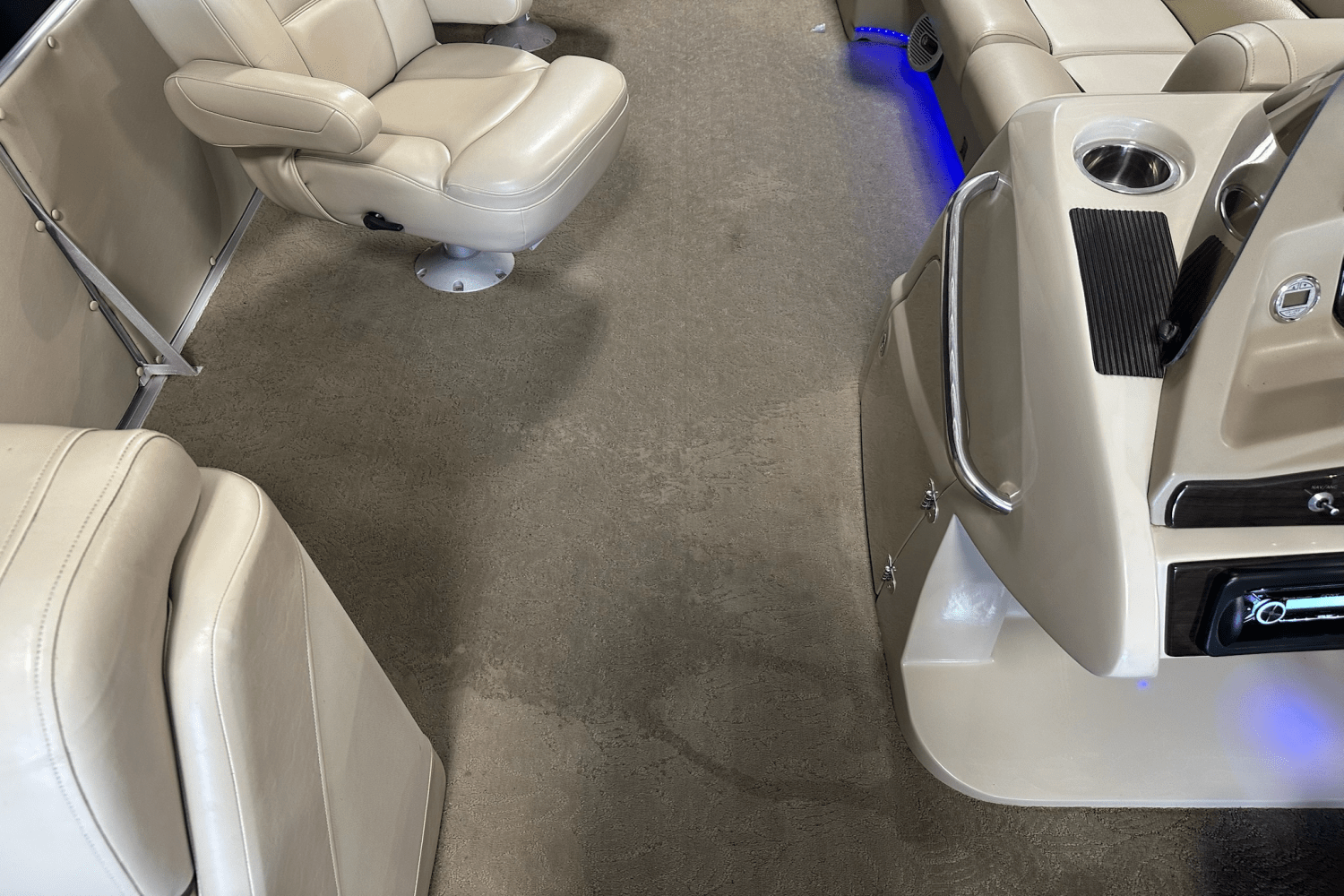 2013 Harris 230 GRAND MARINER Image Thumbnail #47
