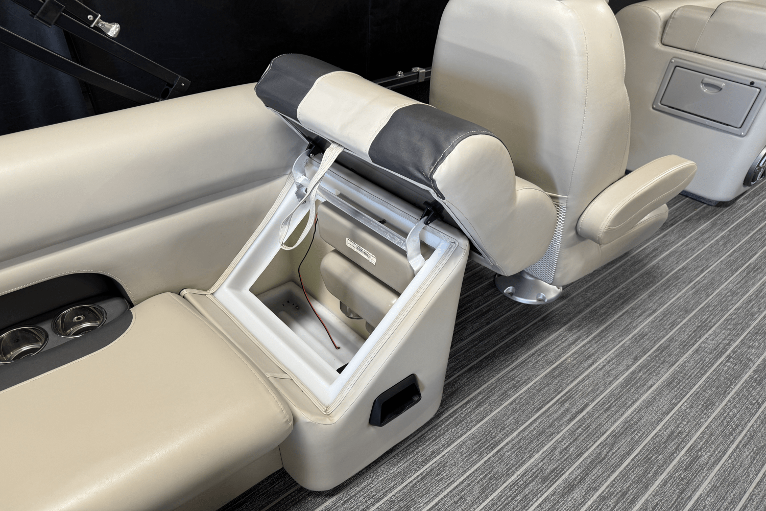 2023 Premier 230 Sunsation Image Thumbnail #37