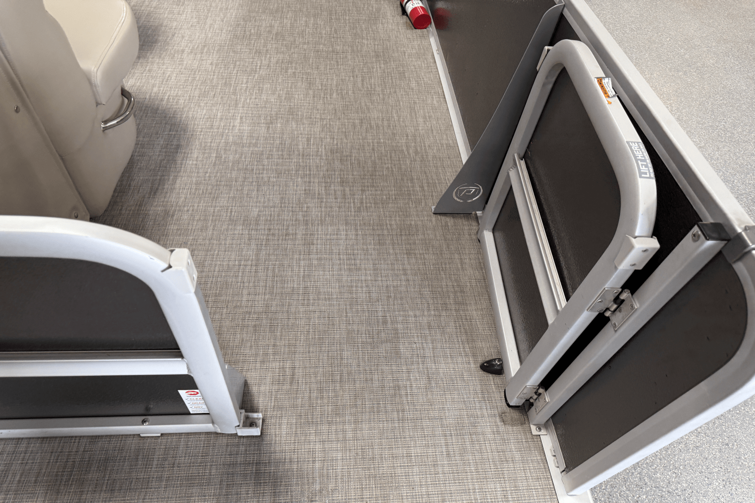 2023 Premier 230 Sunsation Image Thumbnail #30