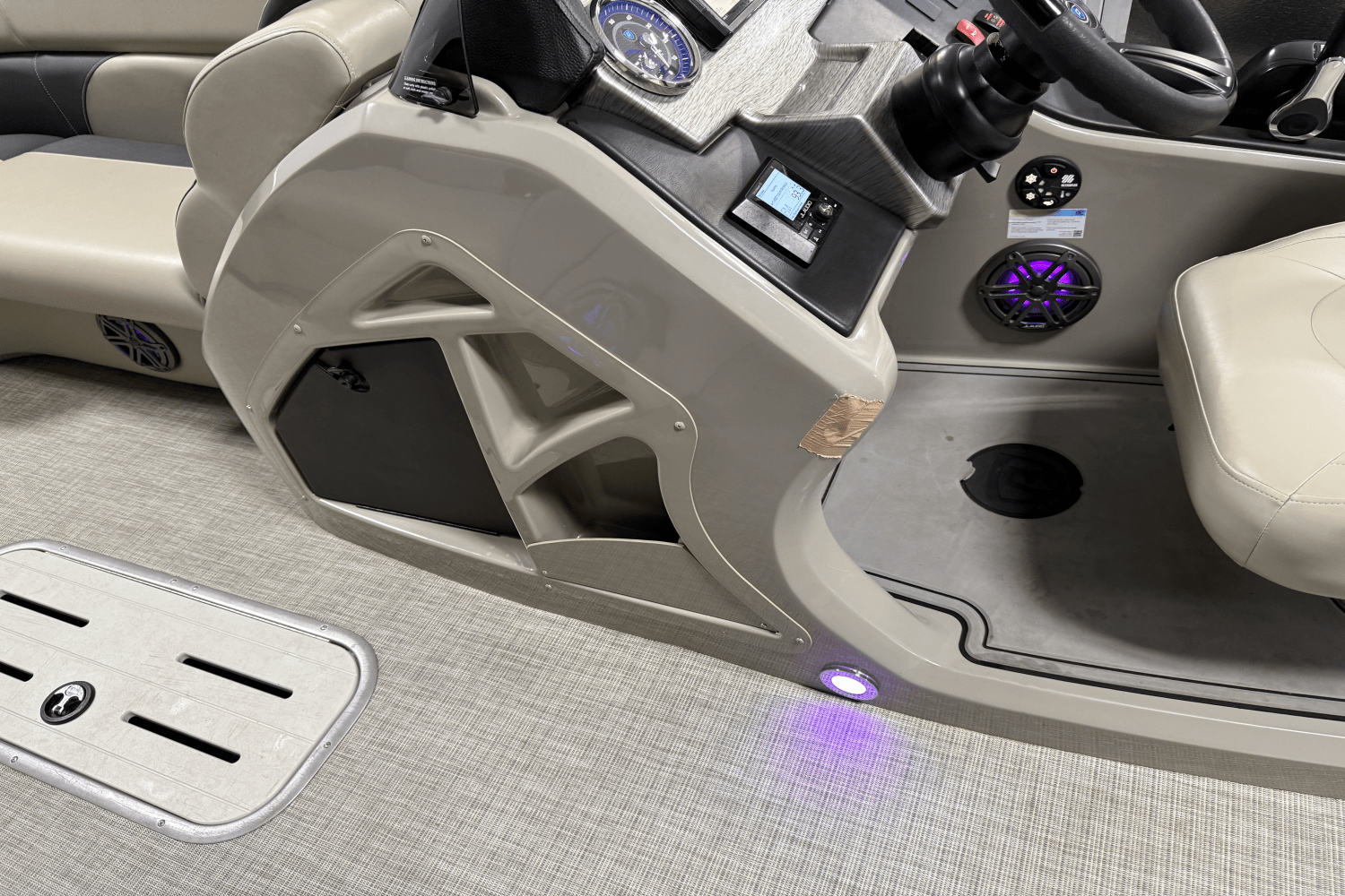 2023 Premier 230 Sunsation Image Thumbnail #66