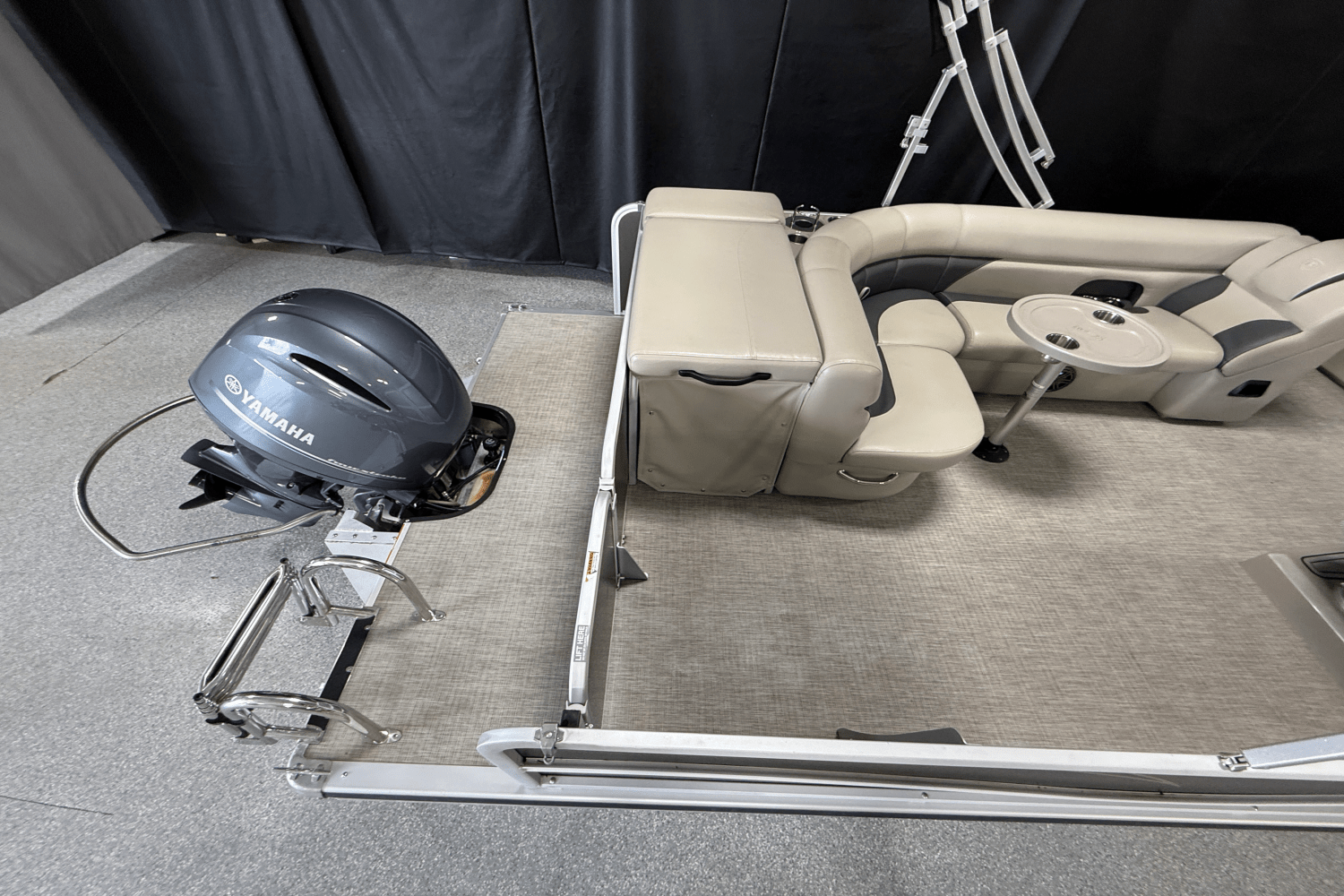 2023 Premier 230 Sunsation Image Thumbnail #7