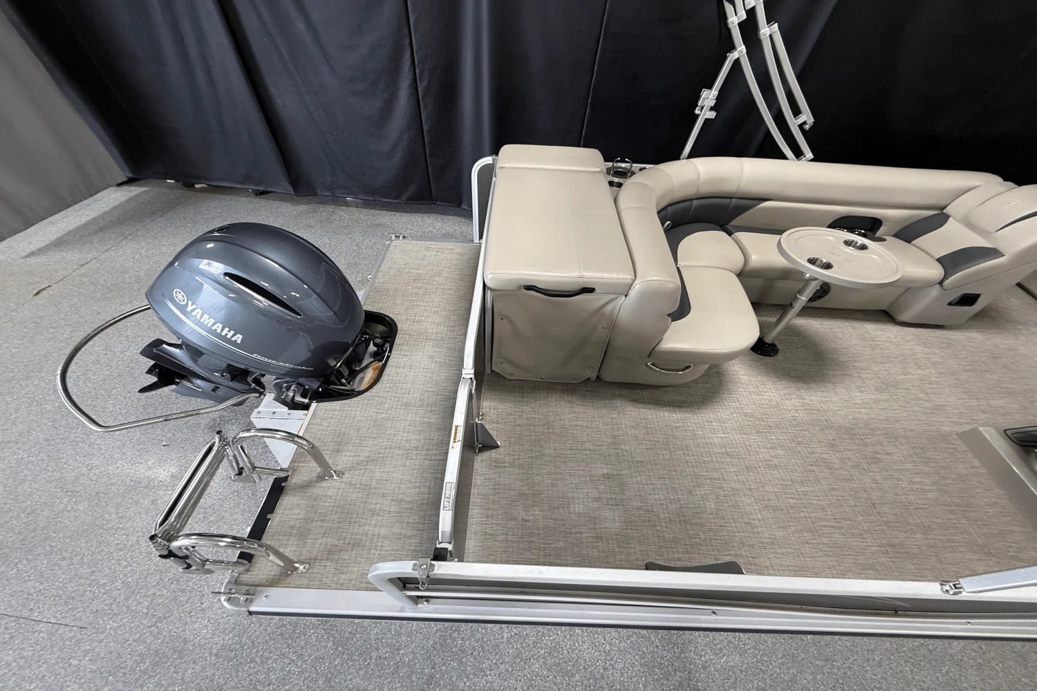 2023 Premier 230 Sunsation Image Thumbnail #7