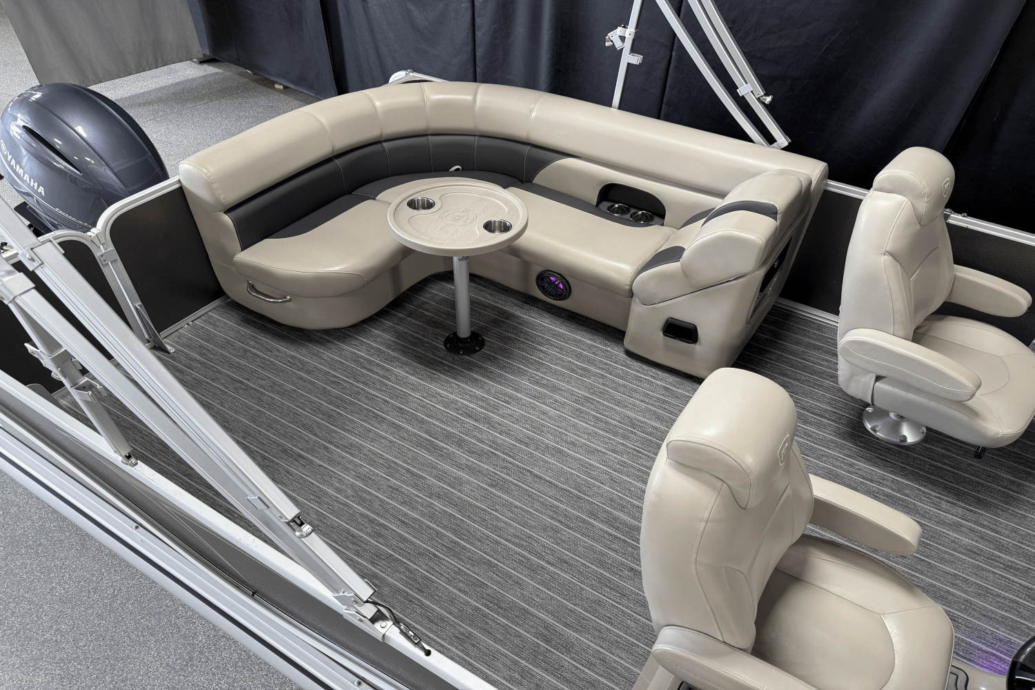 2023 Premier 230 Sunsation Image Thumbnail #7