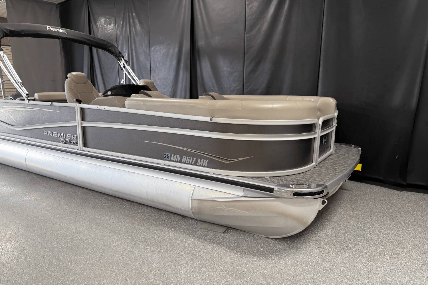 2023 Premier 230 Sunsation Image Thumbnail #3