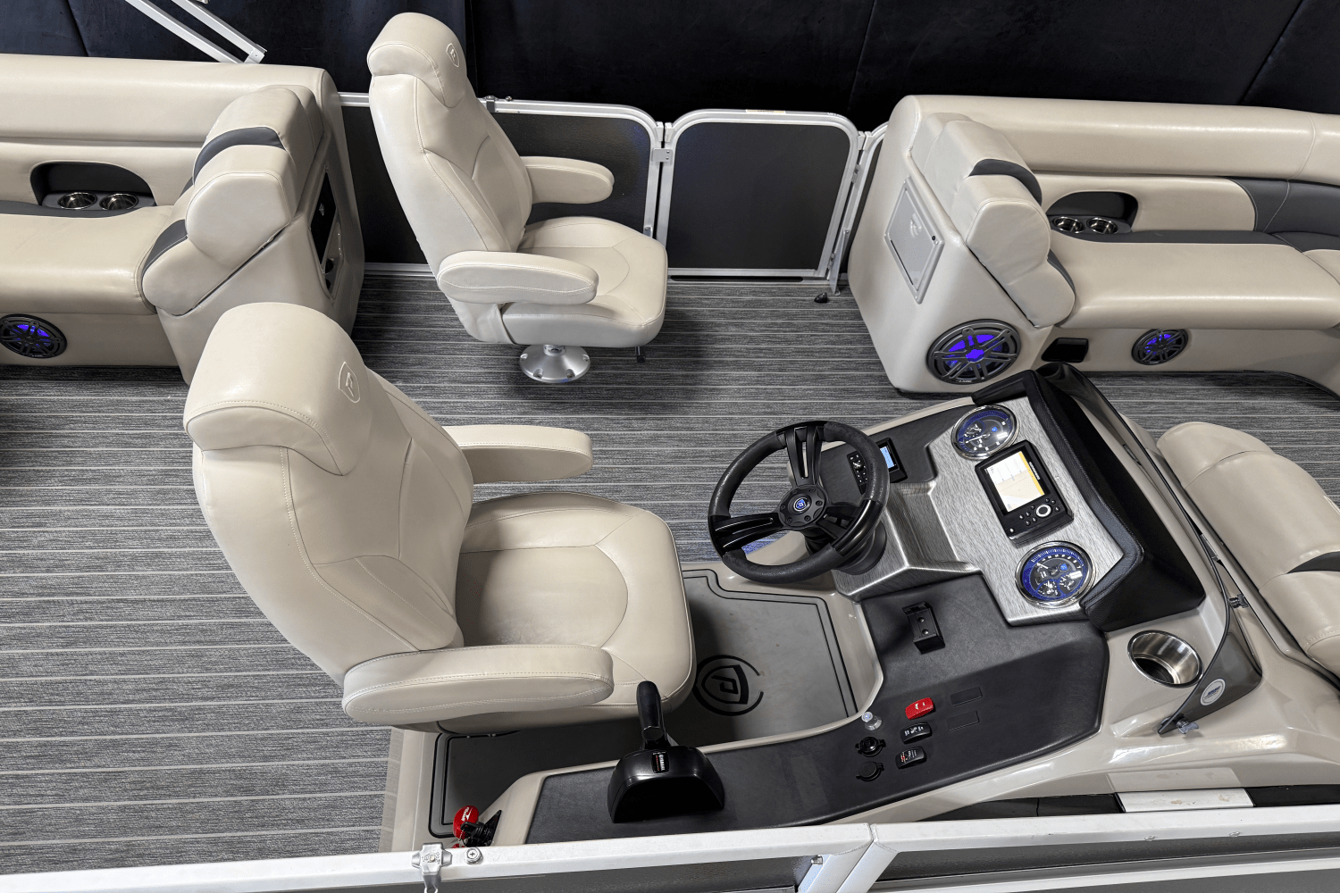 2023 Premier 230 Sunsation Image Thumbnail #5