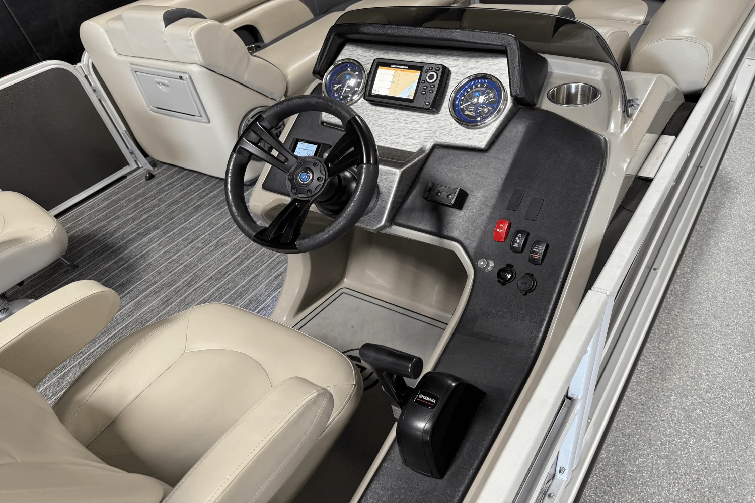 2023 Premier 230 Sunsation Image Thumbnail #8