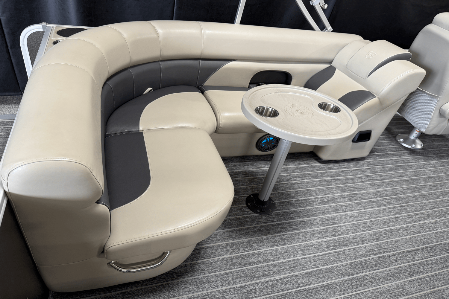 2023 Premier 230 Sunsation Image Thumbnail #22