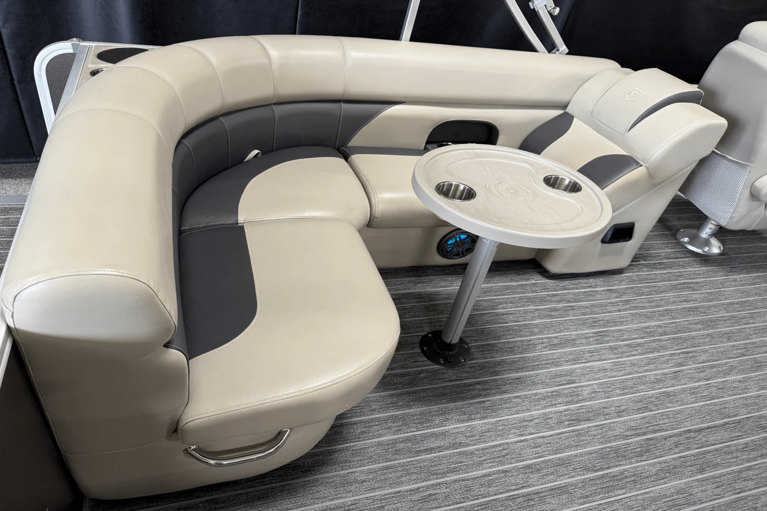 2023 Premier 230 Sunsation Image Thumbnail #22