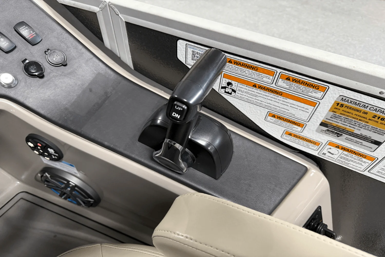 2023 Premier 230 Sunsation Image Thumbnail #43