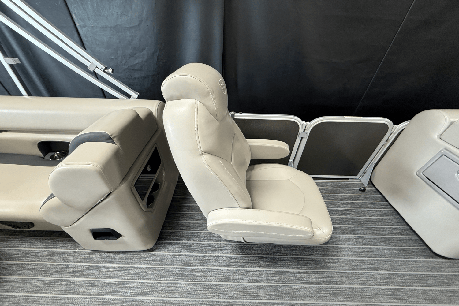 2023 Premier 230 Sunsation Image Thumbnail #32