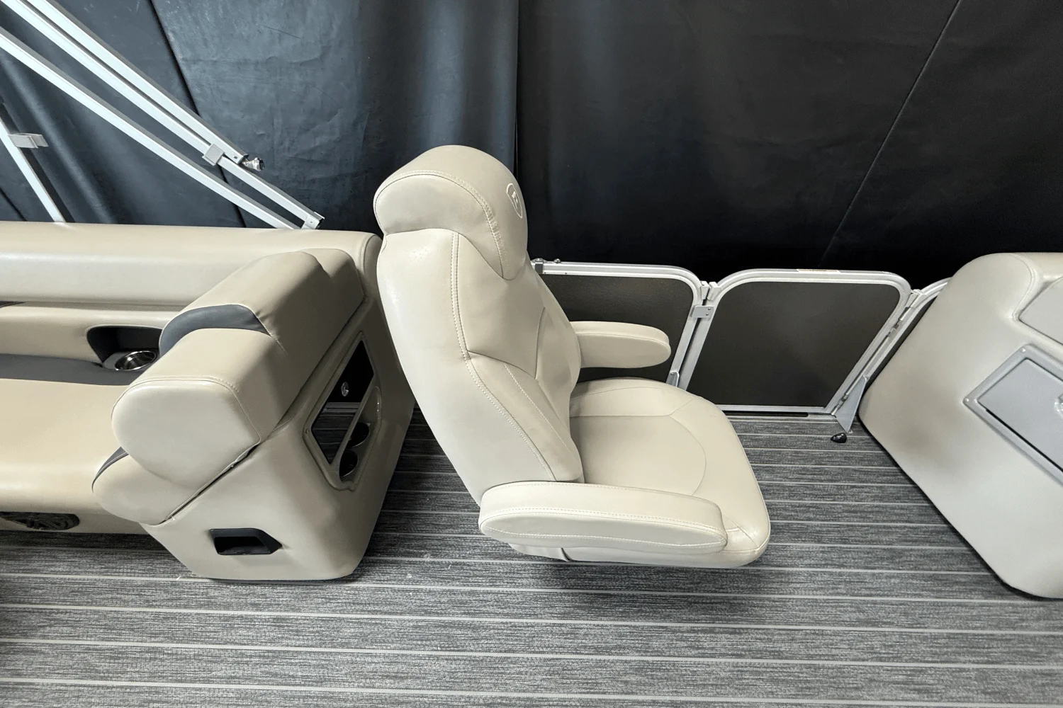 2023 Premier 230 Sunsation Image Thumbnail #32