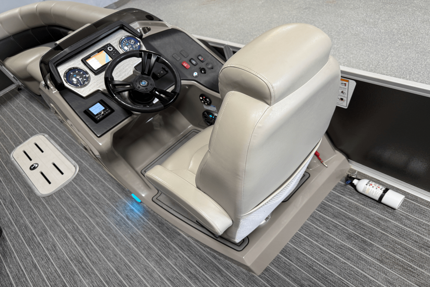 2023 Premier 230 Sunsation Image Thumbnail #36