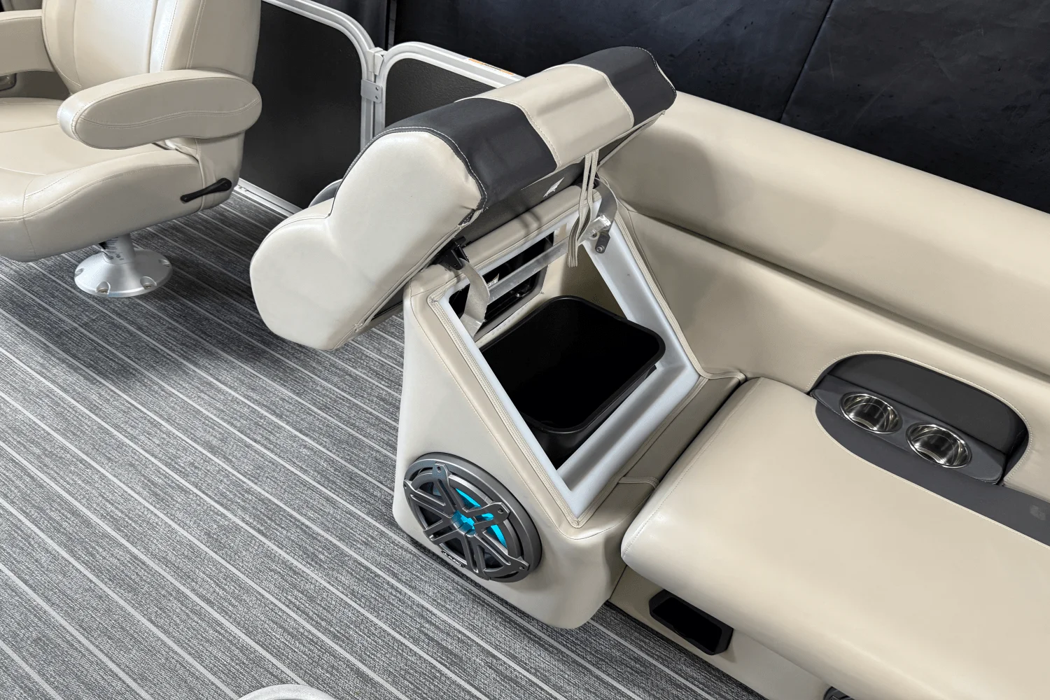 2023 Premier 230 Sunsation Image Thumbnail #57