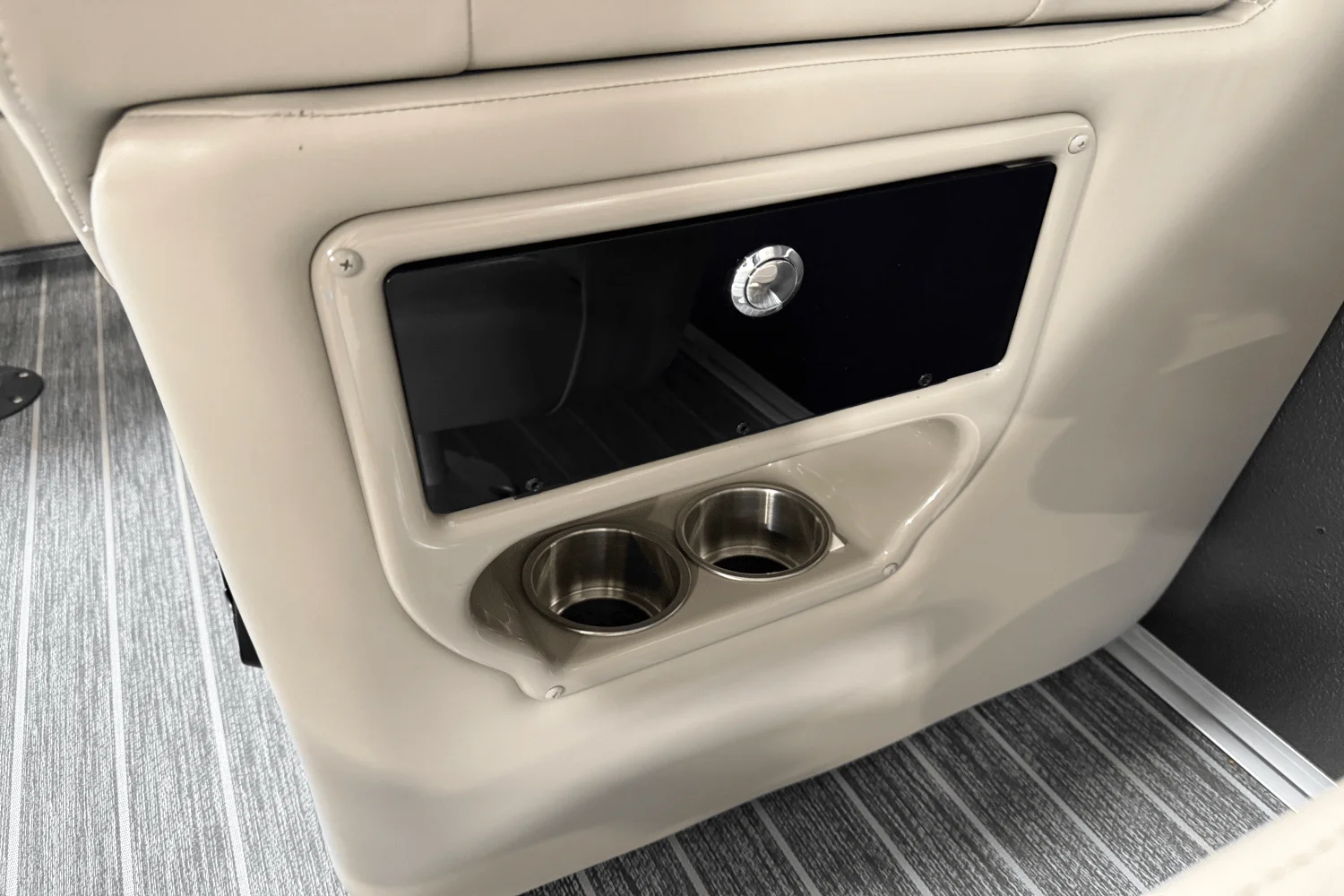 2023 Premier 230 Sunsation Image Thumbnail #34