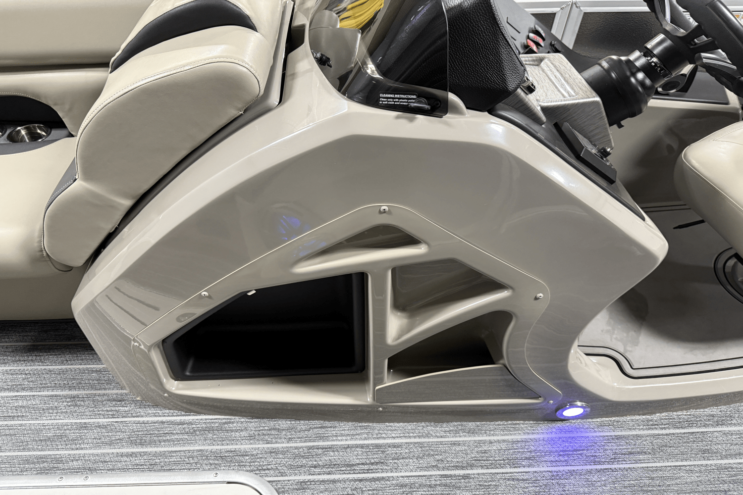 2023 Premier 230 SUNSATION Image Thumbnail #56