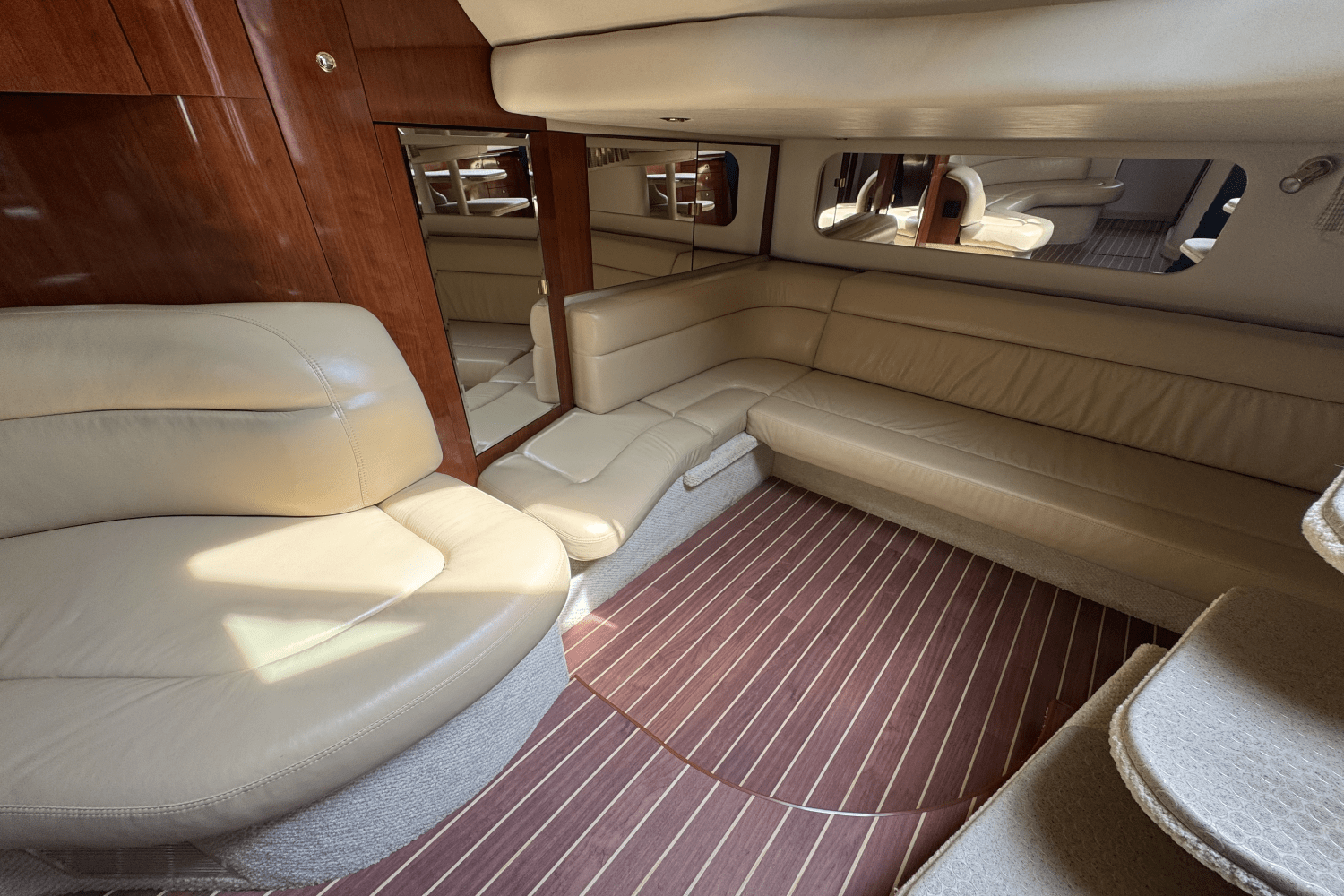 2003 Sea Ray 380 Sundancer Image Thumbnail #28