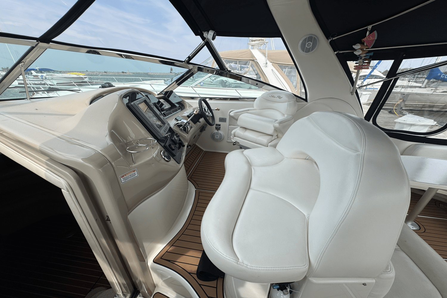 2003 Sea Ray 380 Sundancer Image Thumbnail #7