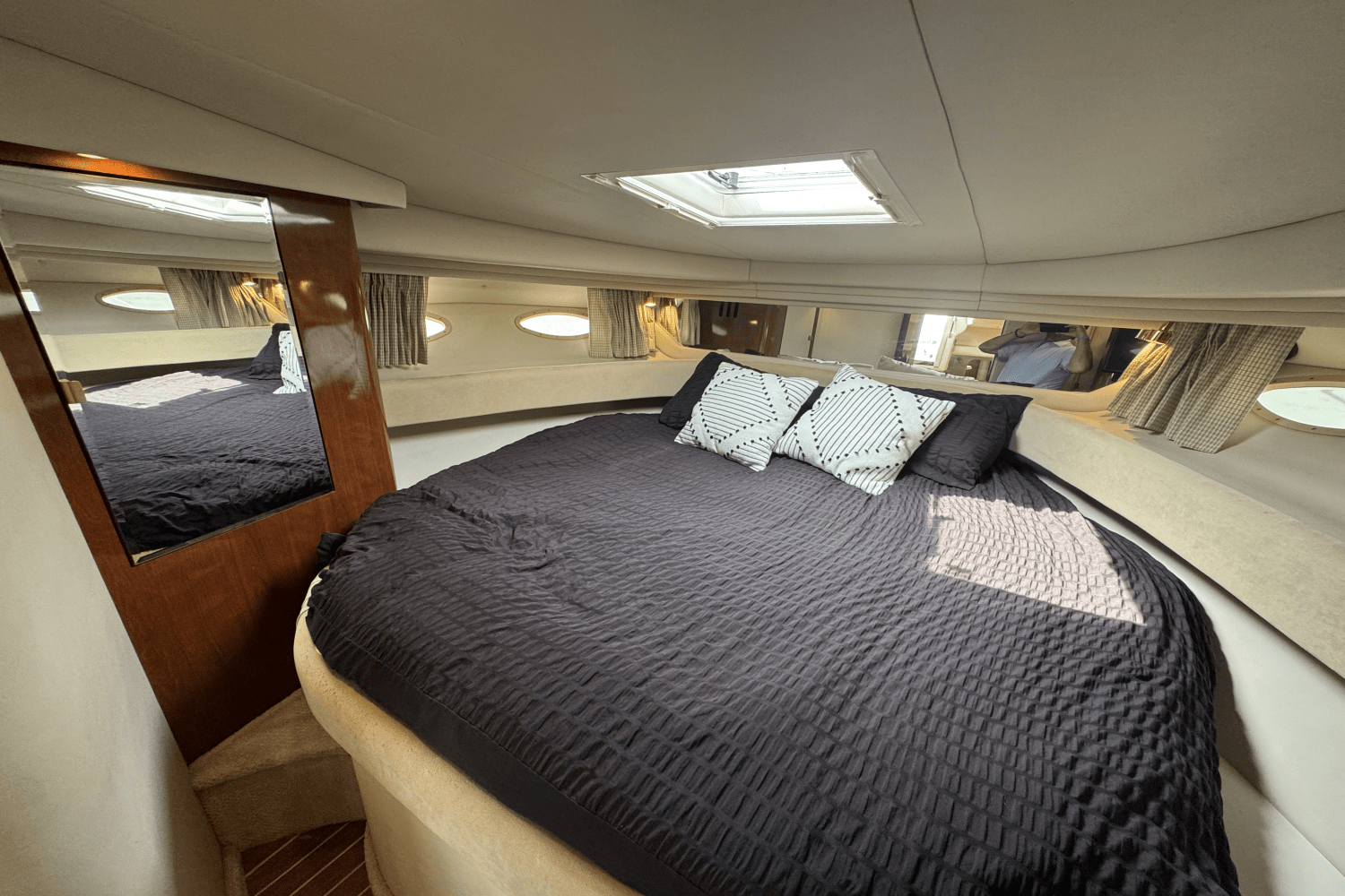2003 Sea Ray 380 Sundancer Image Thumbnail #23