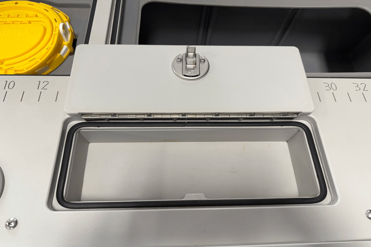 2023 Premier 230 SUNSPREE ANGLER Image Thumbnail #20