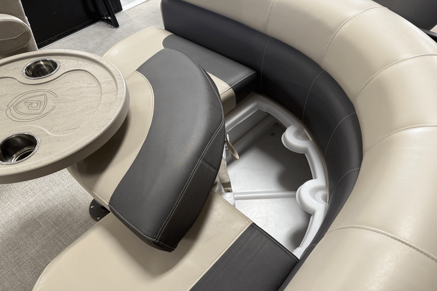 2023 Premier 230 SUNSPREE ANGLER Image Thumbnail #37