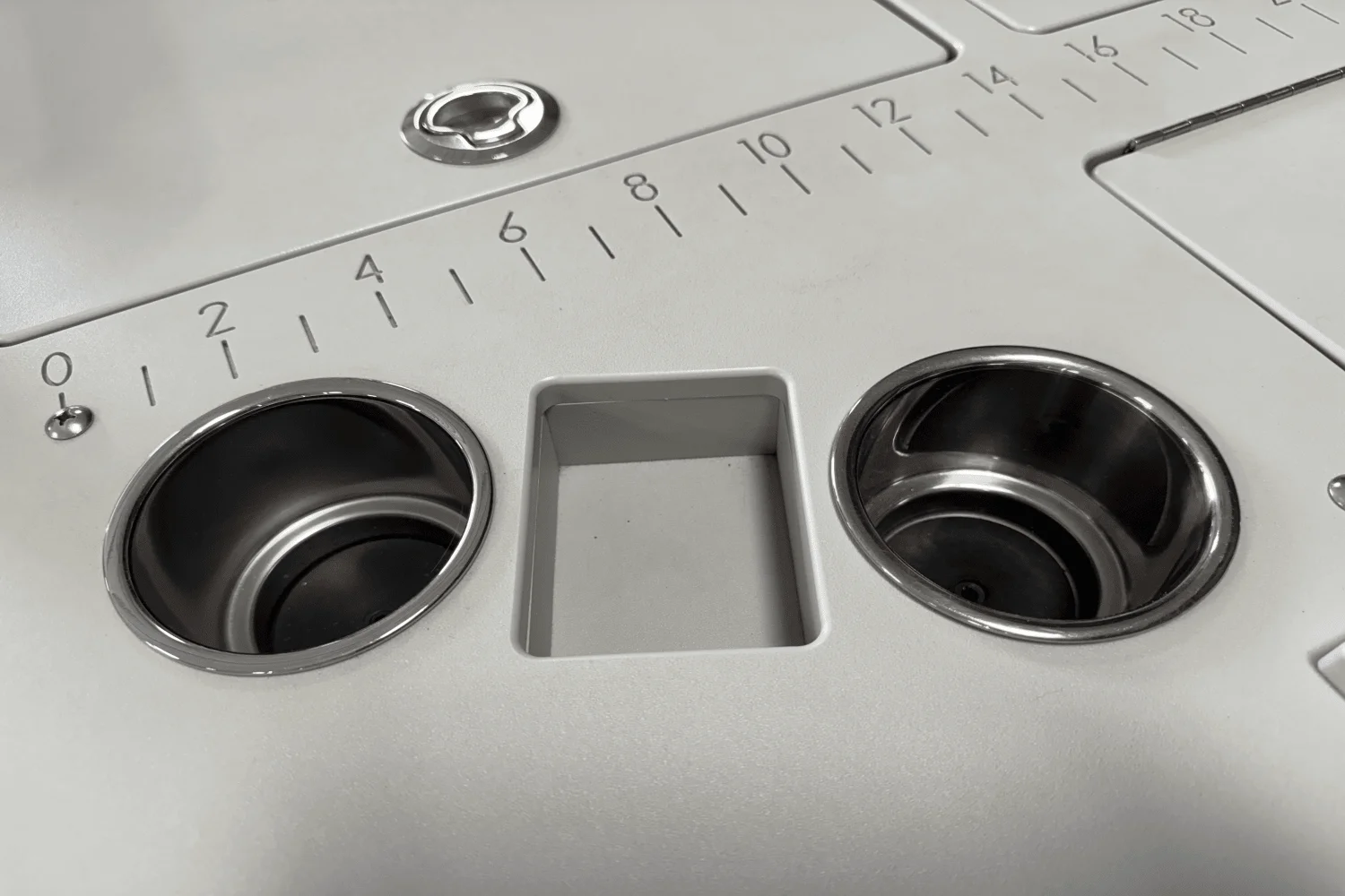 2023 Premier 230 SUNSPREE ANGLER Image Thumbnail #21