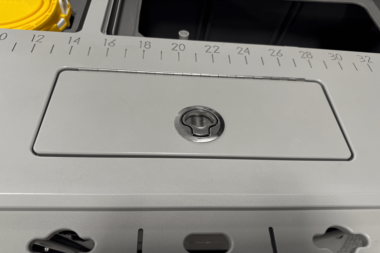 2023 Premier 230 SUNSPREE ANGLER Image Thumbnail #19