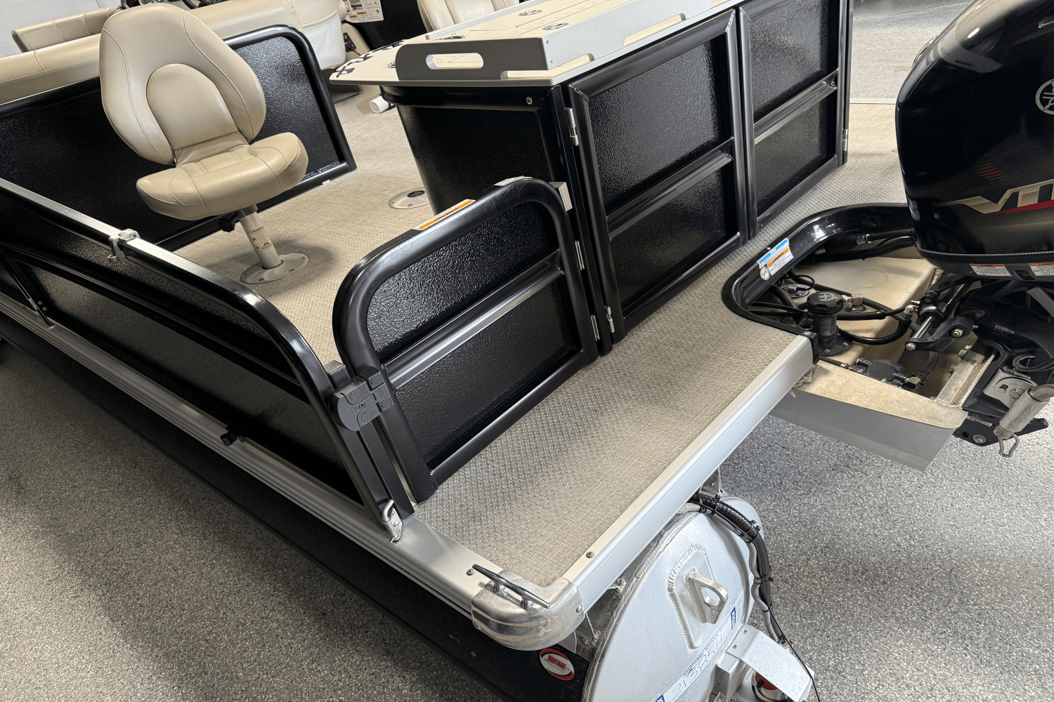 2023 Premier 230 SUNSPREE ANGLER Image Thumbnail #11