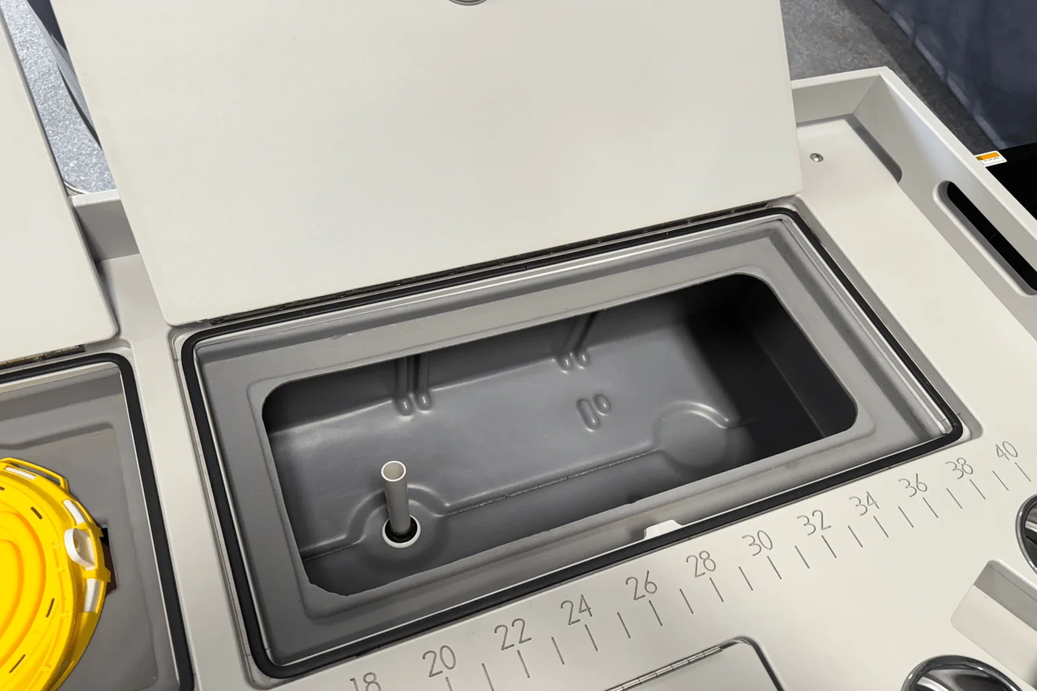 2023 Premier 230 SUNSPREE ANGLER Image Thumbnail #17