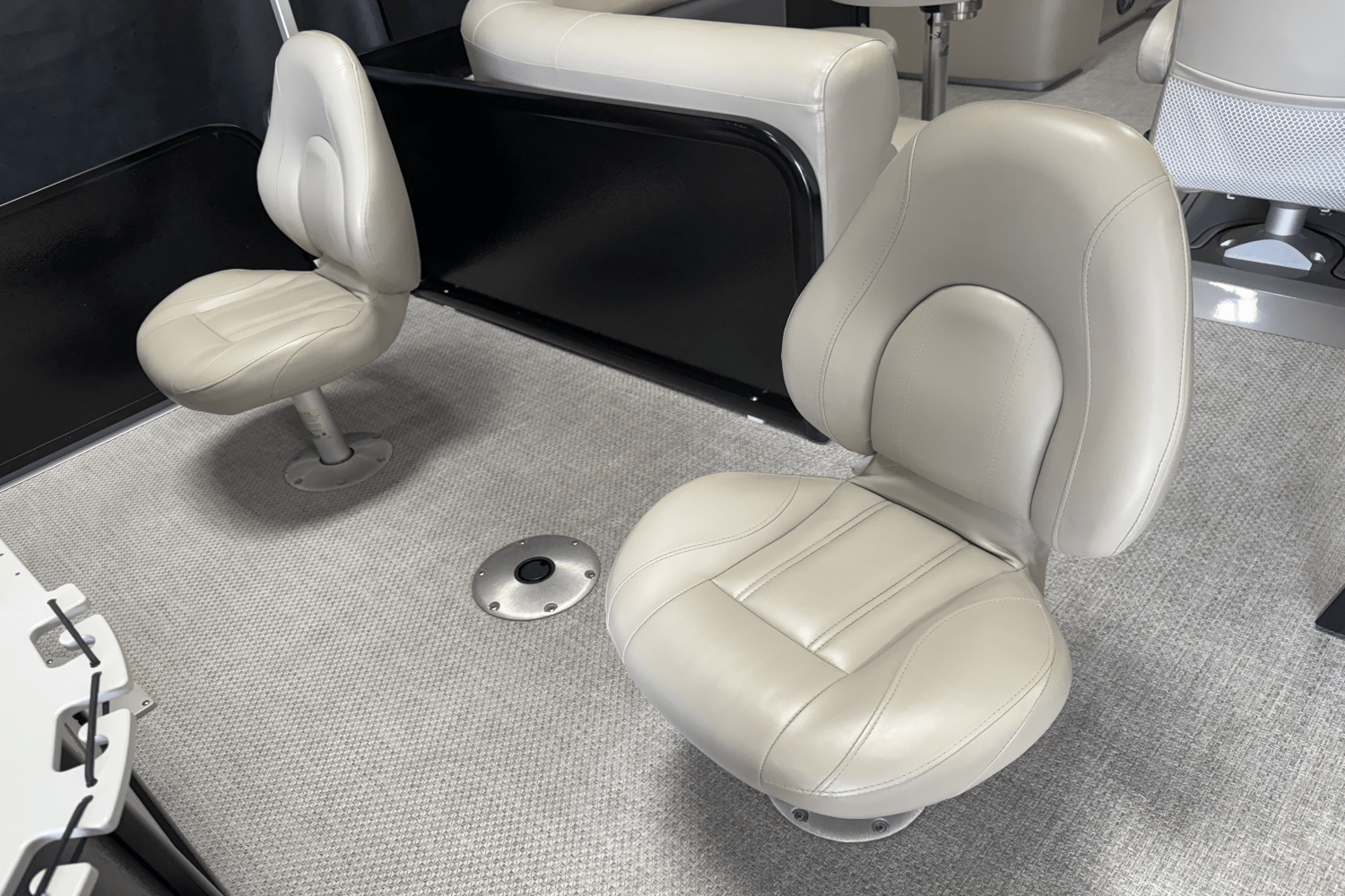 2023 Premier 230 SUNSPREE ANGLER Image Thumbnail #30