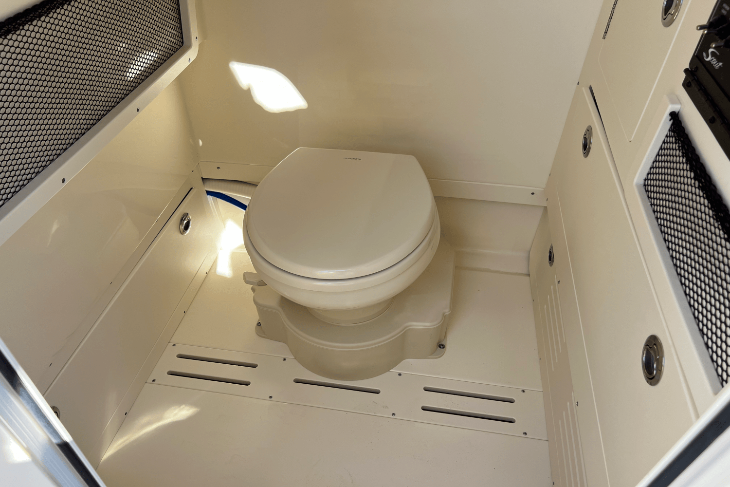 2026 Scout 240 XSF Image Thumbnail #18