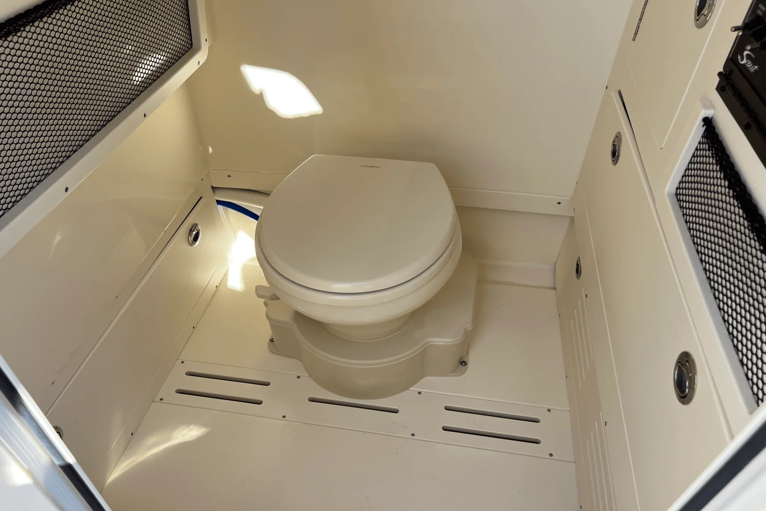 2026 Scout 240 XSF Image Thumbnail #18