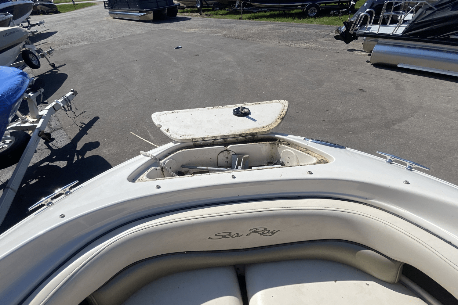 2004 Sea Ray 200 SL Image Thumbnail #11