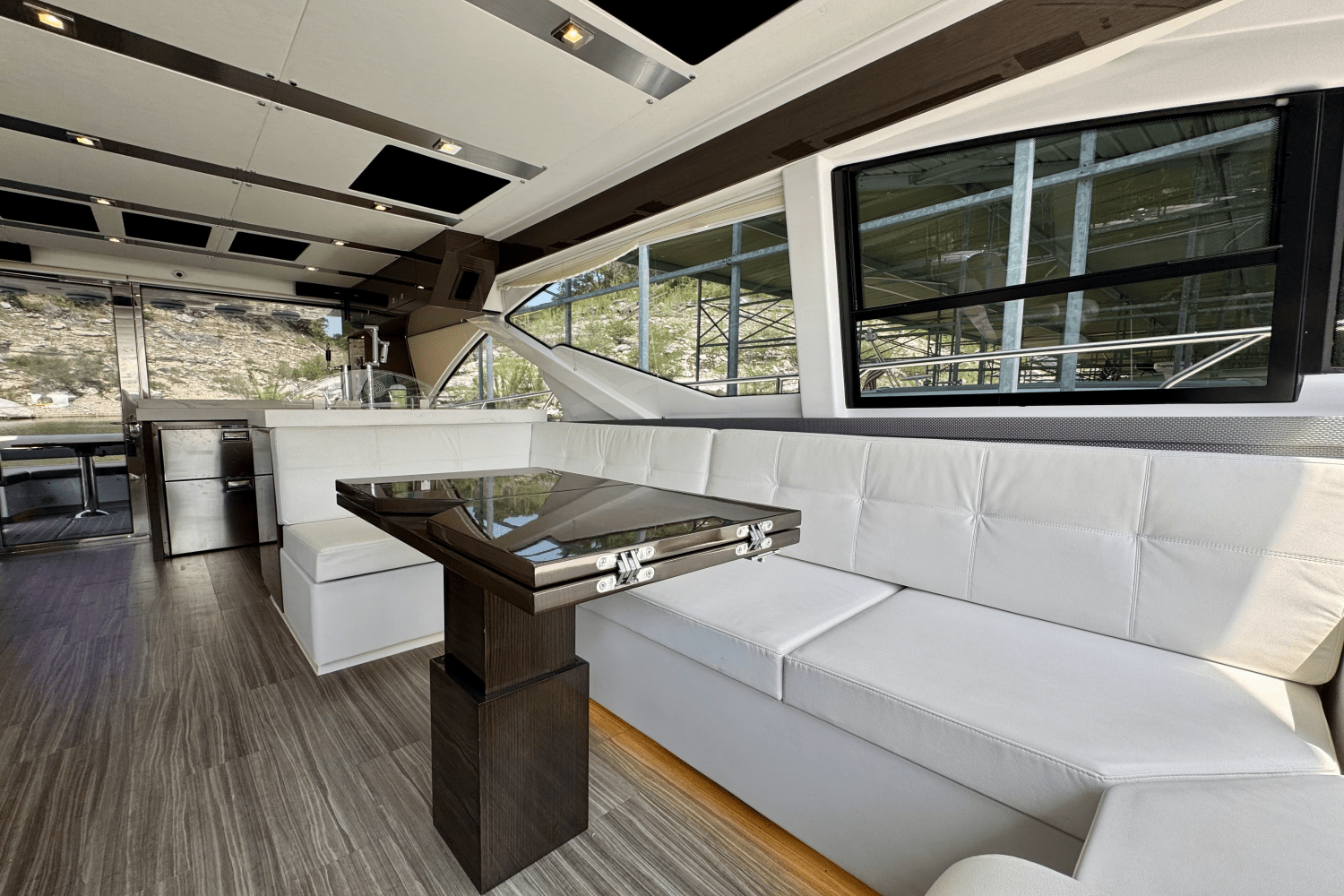 2020 Cruisers Yachts 60 FLY Image Thumbnail #27
