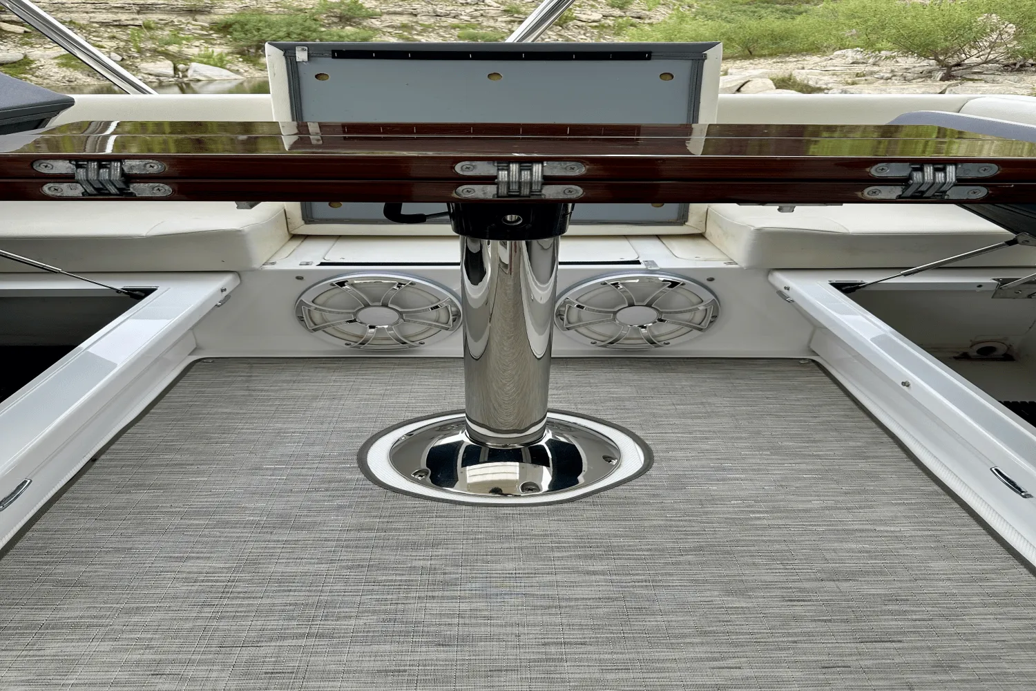 2020 Cruisers Yachts 60 FLY Image Thumbnail #22
