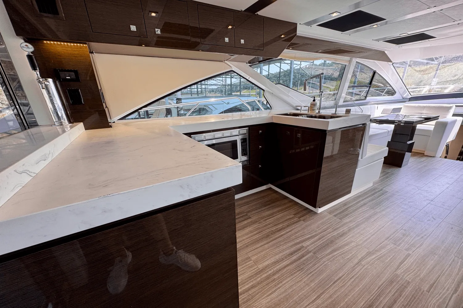 2020 Cruisers Yachts 60 FLY Image Thumbnail #47