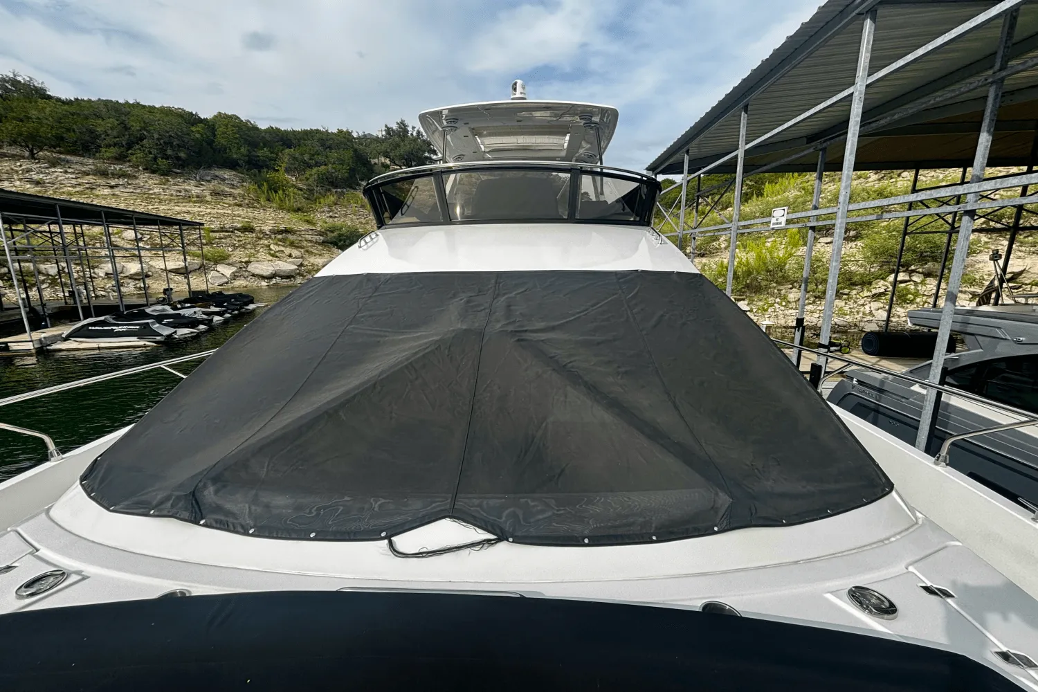 2020 Cruisers Yachts 60 FLY Image Thumbnail #34