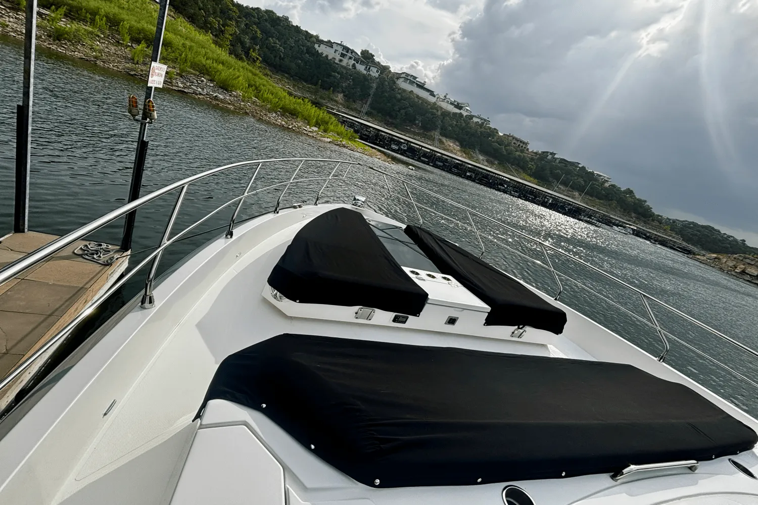 2020 Cruisers Yachts 60 FLY Image Thumbnail #36